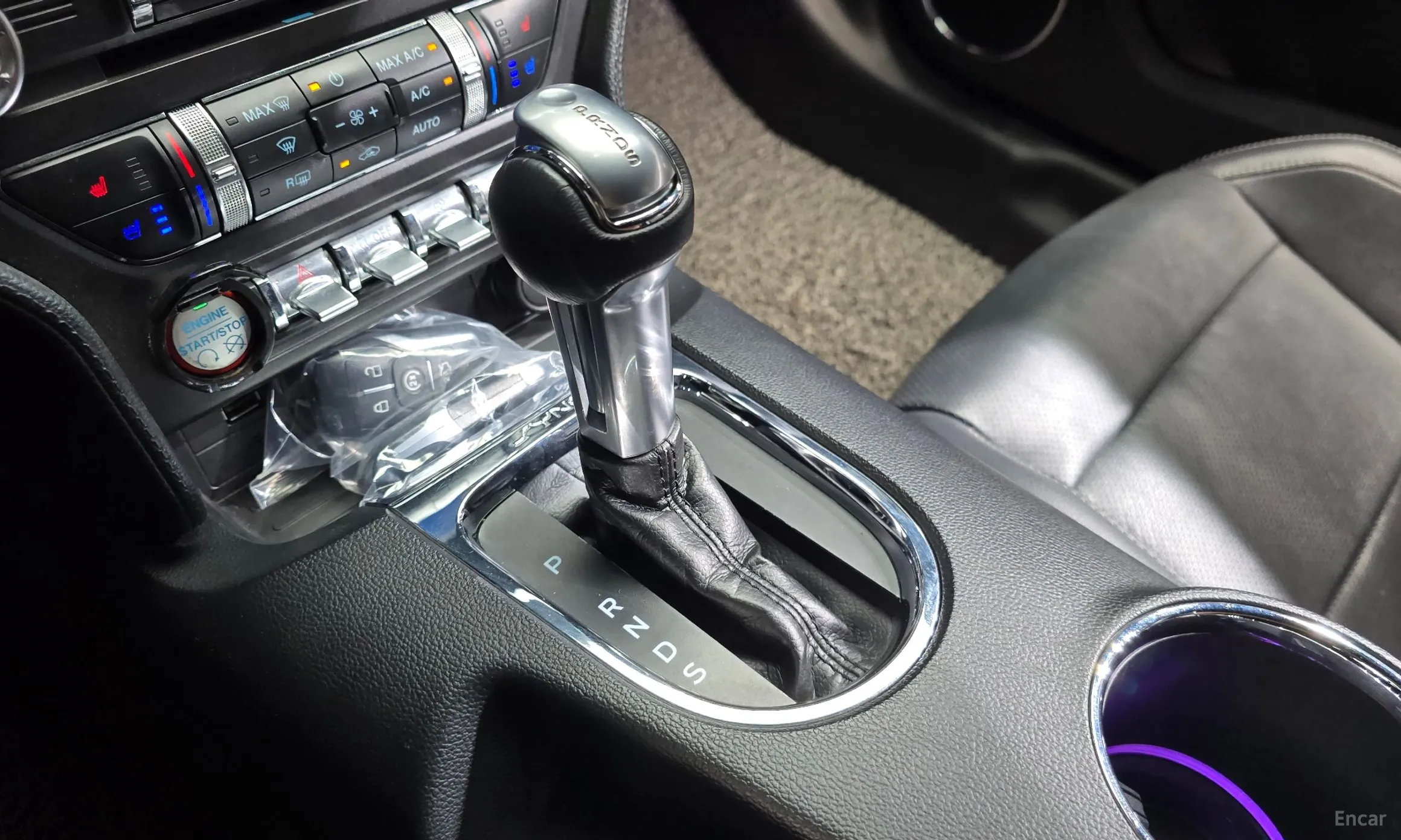Ford Mustang превью 9