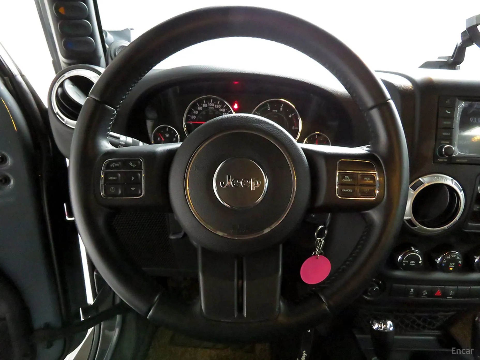 Jeep Wrangler (JK) превью 8