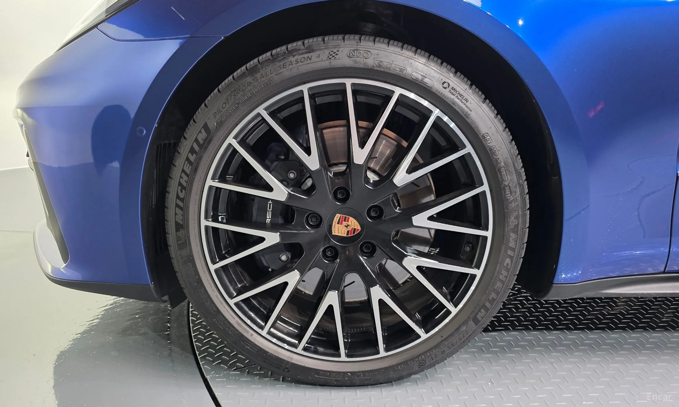 Porsche Panamera (976) превью 5