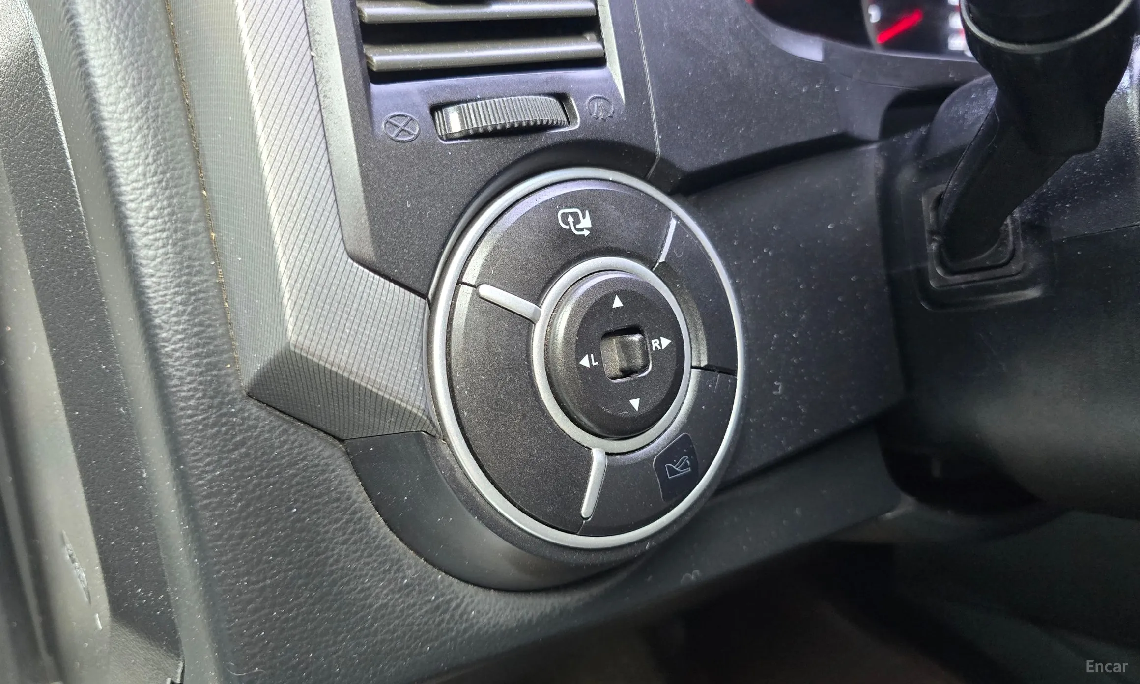KG Mobility (SsangYong) Korando Sports превью 20
