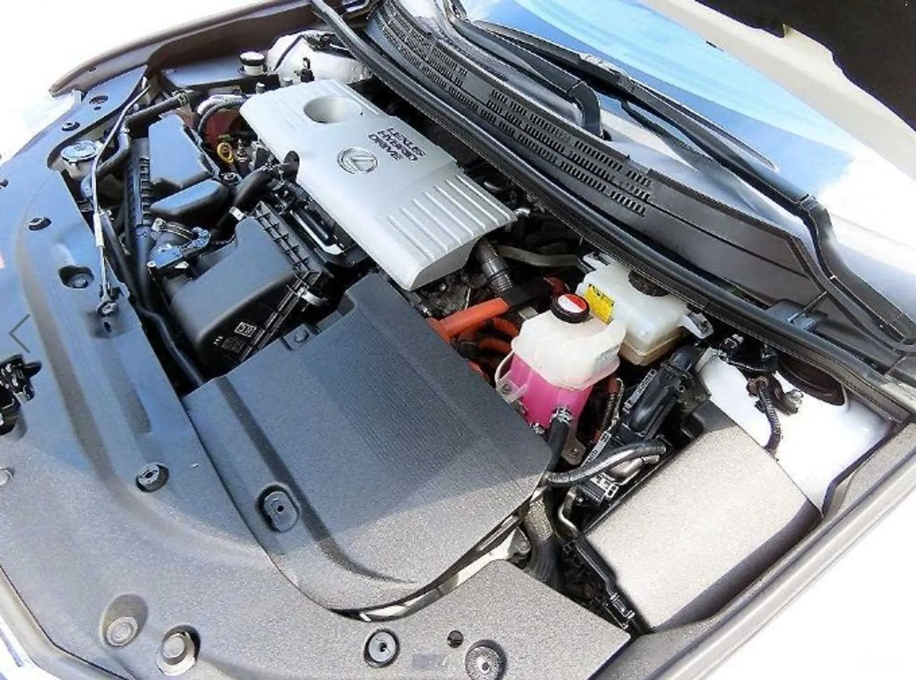 Lexus CT200h превью 18