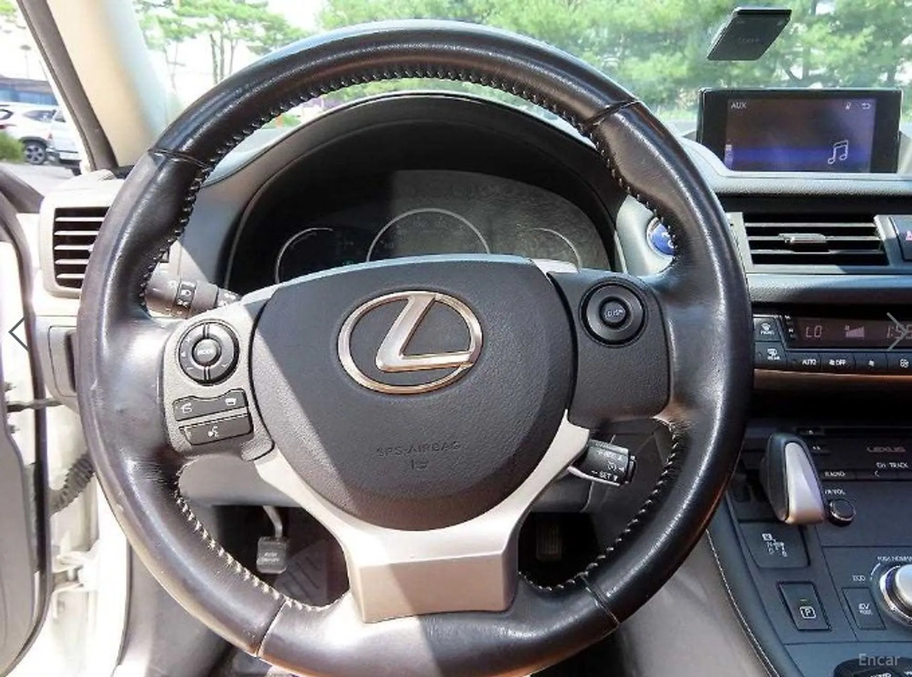 Lexus CT200h превью 8