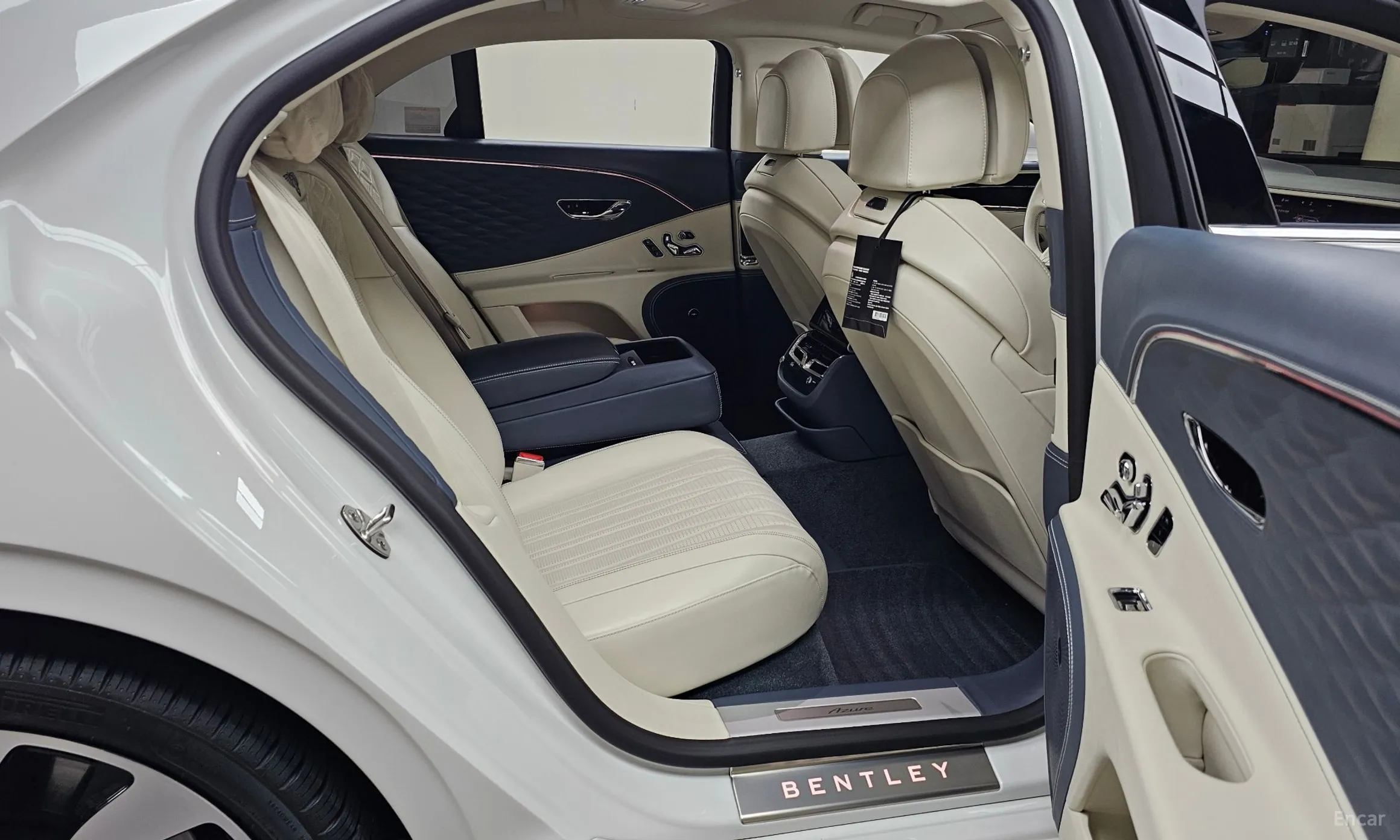 Bentley Flying Spur 3rd Generation превью 11