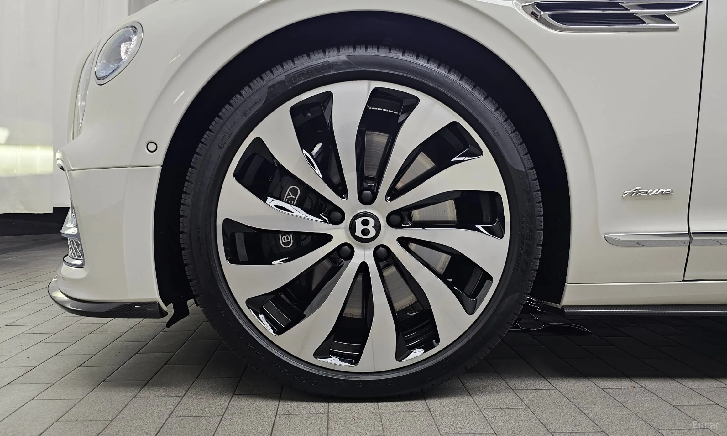 Bentley Flying Spur 3rd Generation превью 5