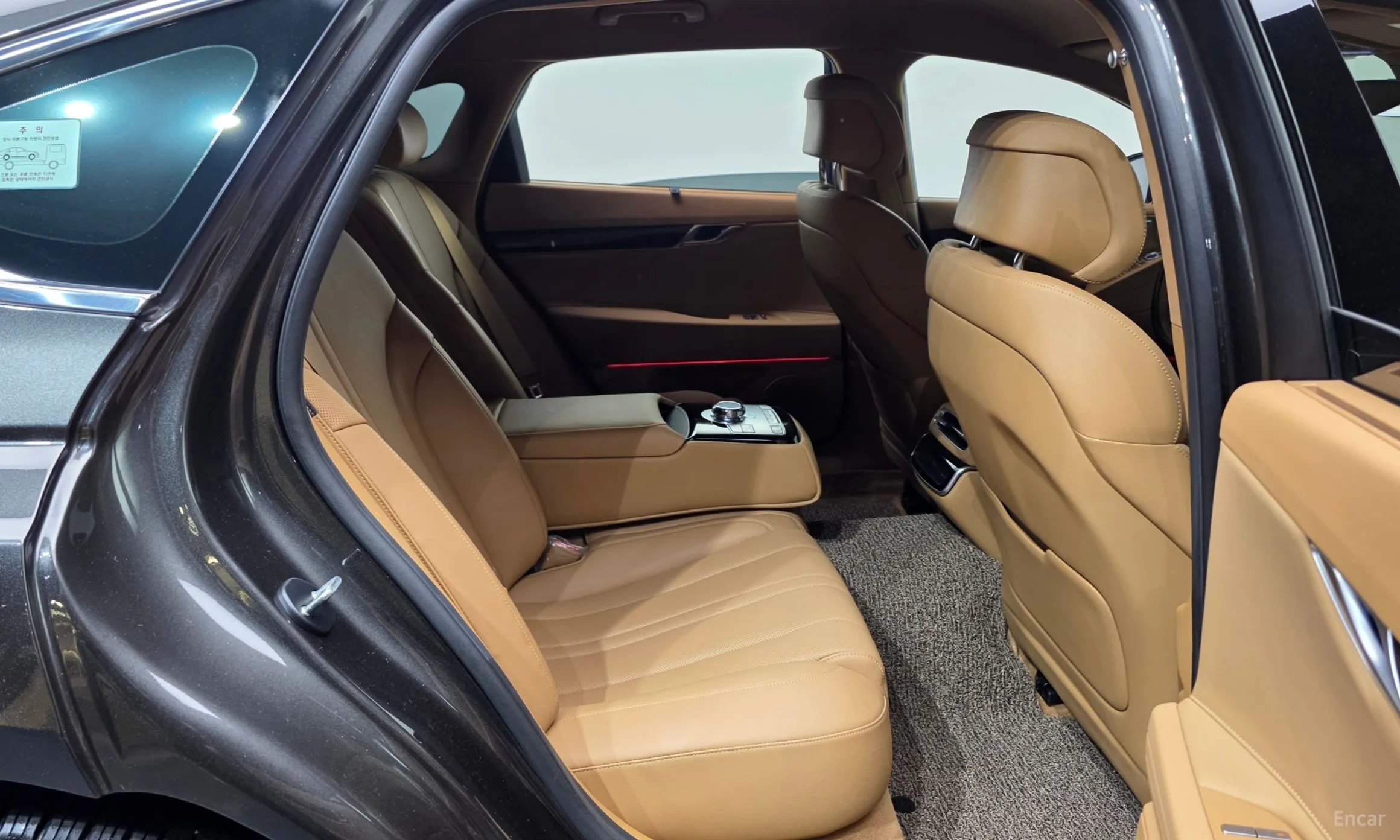 Genesis G80 (RG3) превью 12