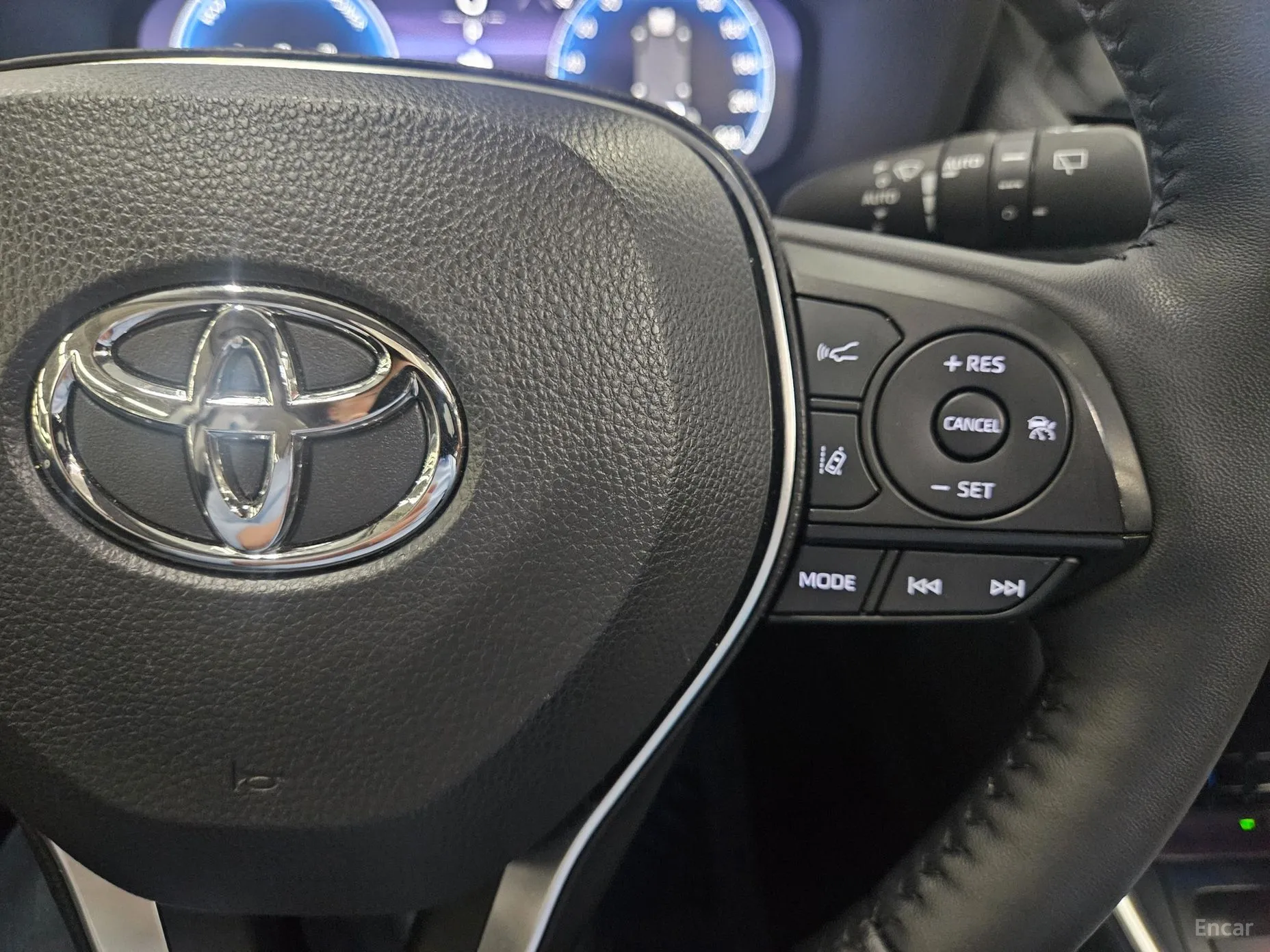 Toyota RAV4 5th Generation превью 5