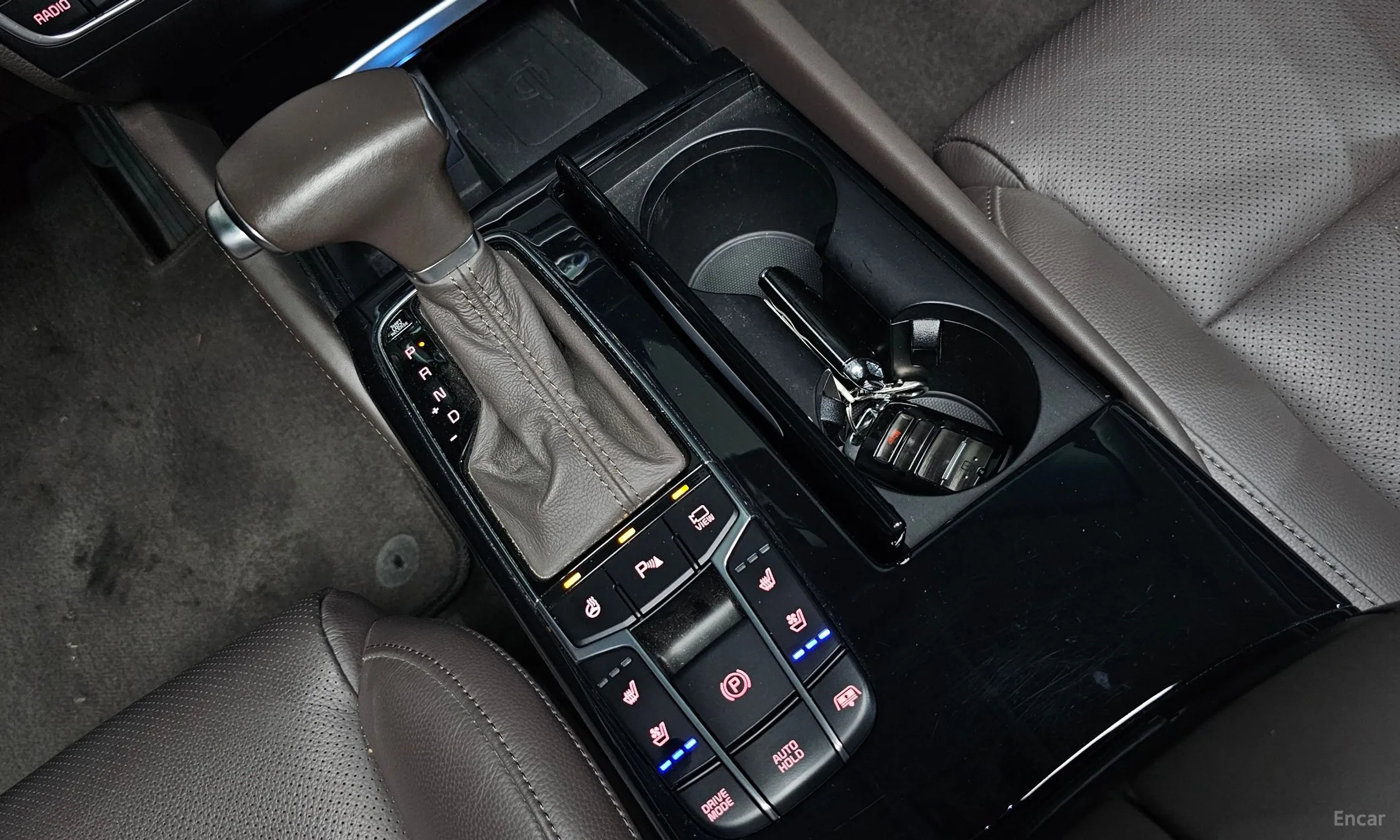 Kia K7 превью 9