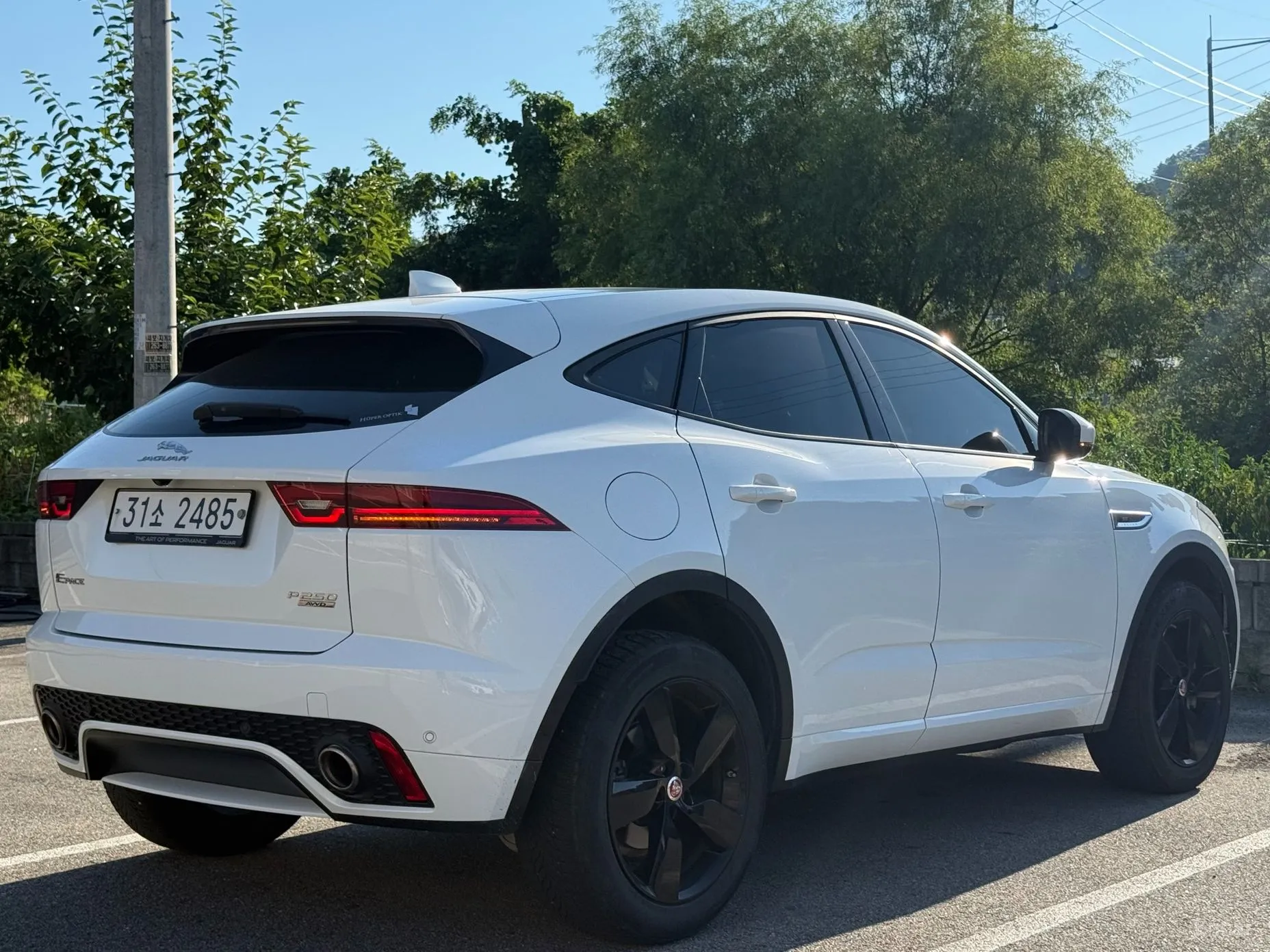 Jaguar E-PACE превью 4