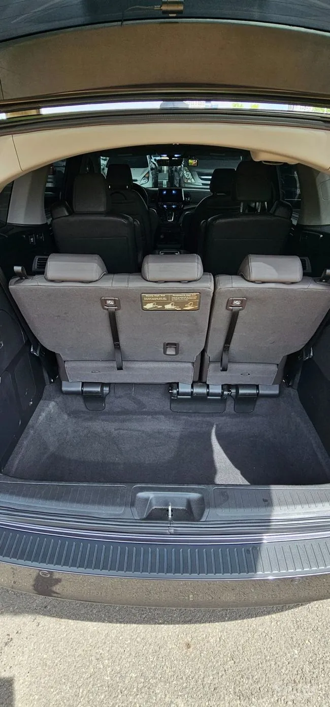 Honda Odyssey превью 19