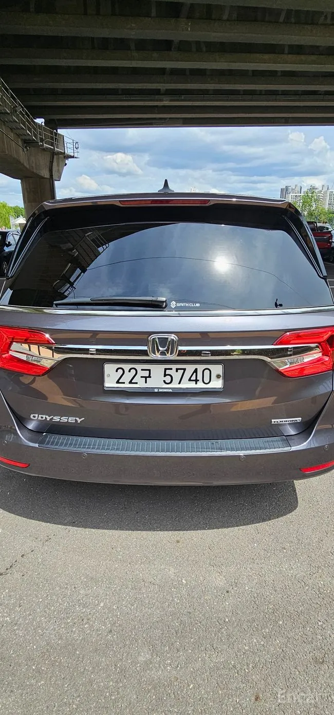 Honda Odyssey превью 4