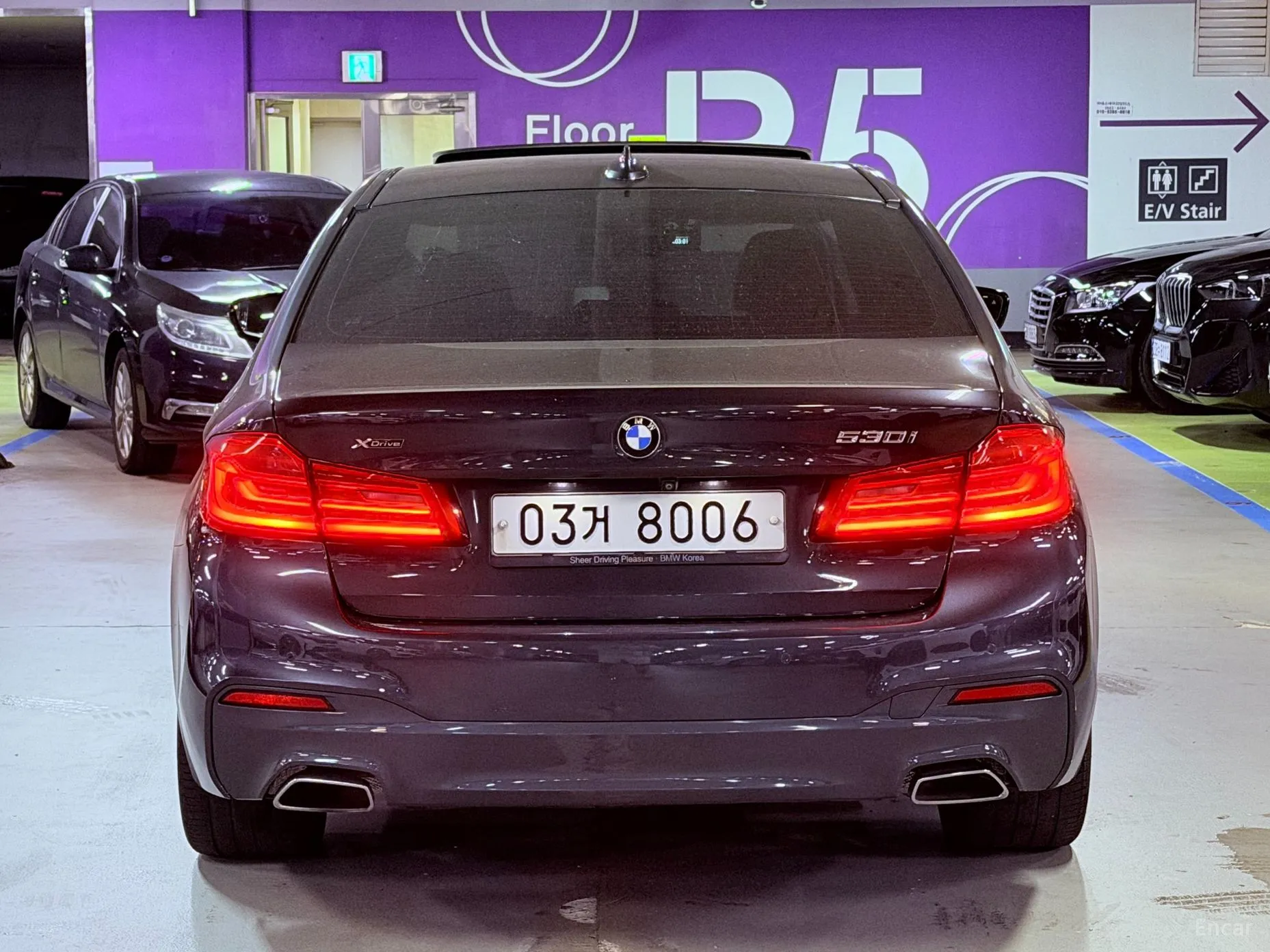 BMW 5 Series (G30) превью 4