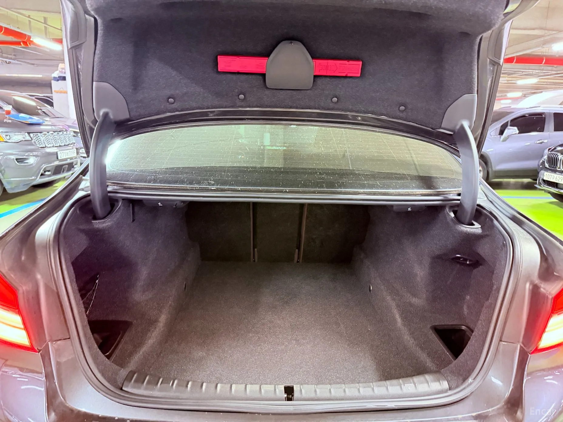 BMW 5 Series (G30) превью 6