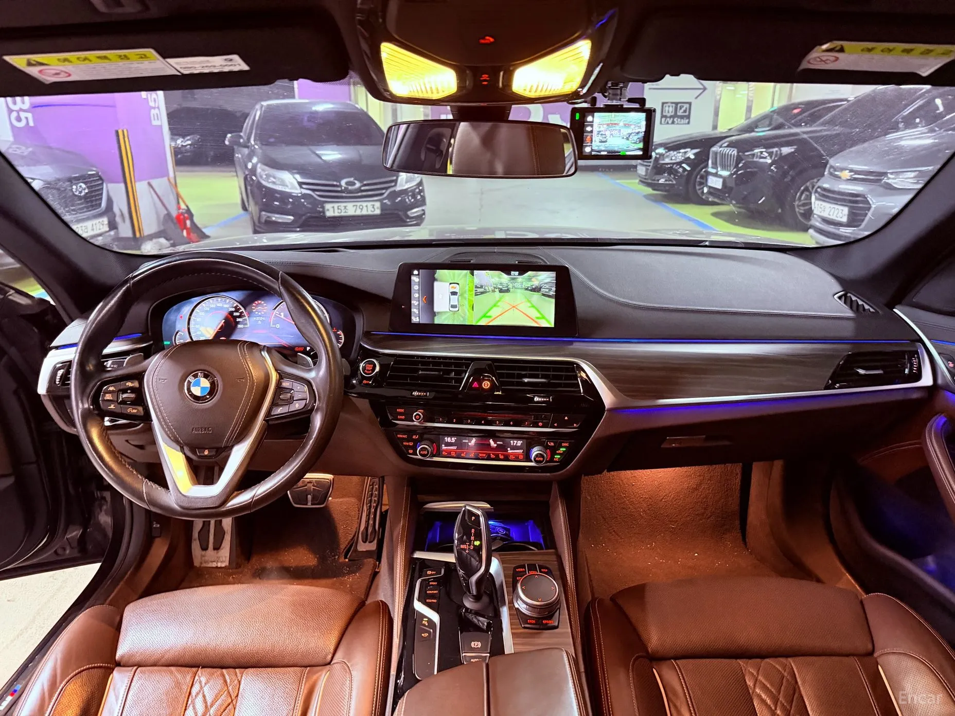 BMW 5 Series (G30) превью 7