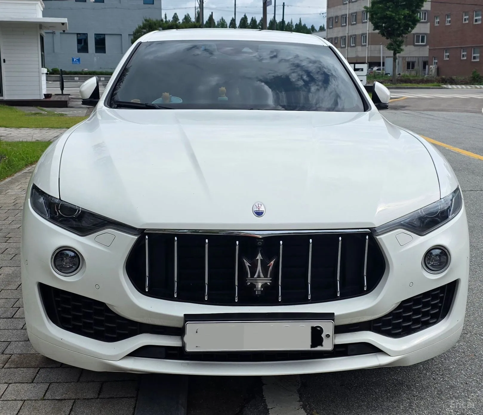 Maserati Levante превью 3