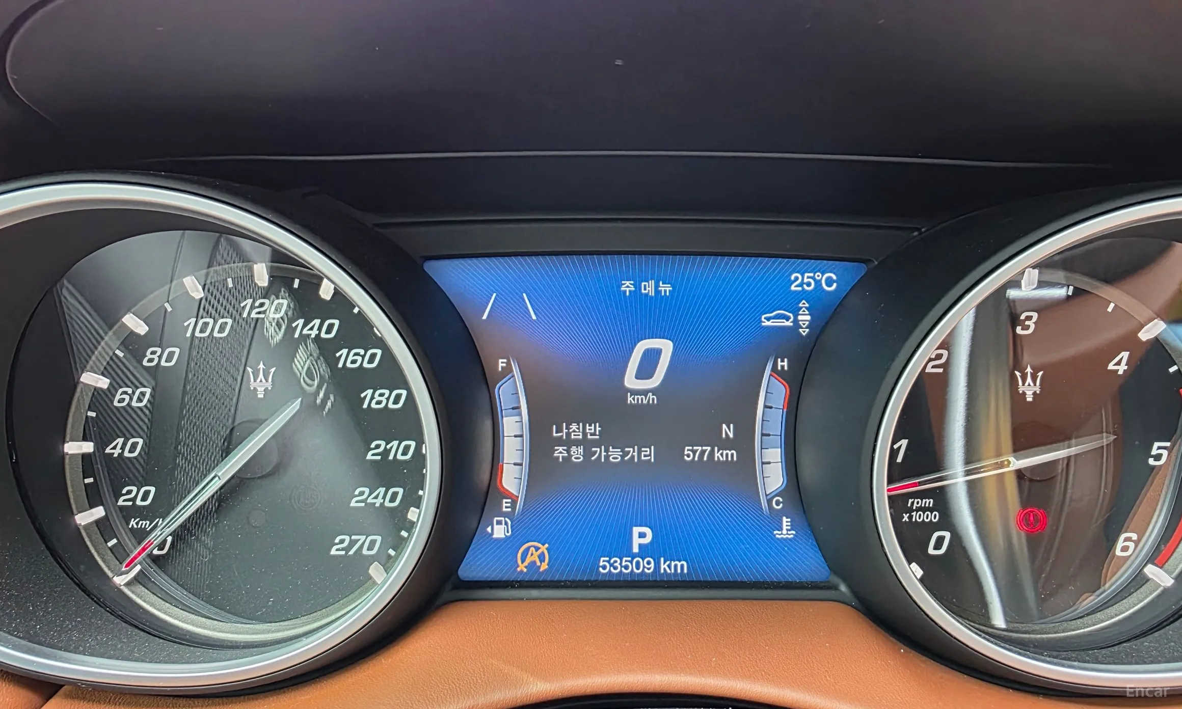 Maserati Levante превью 8