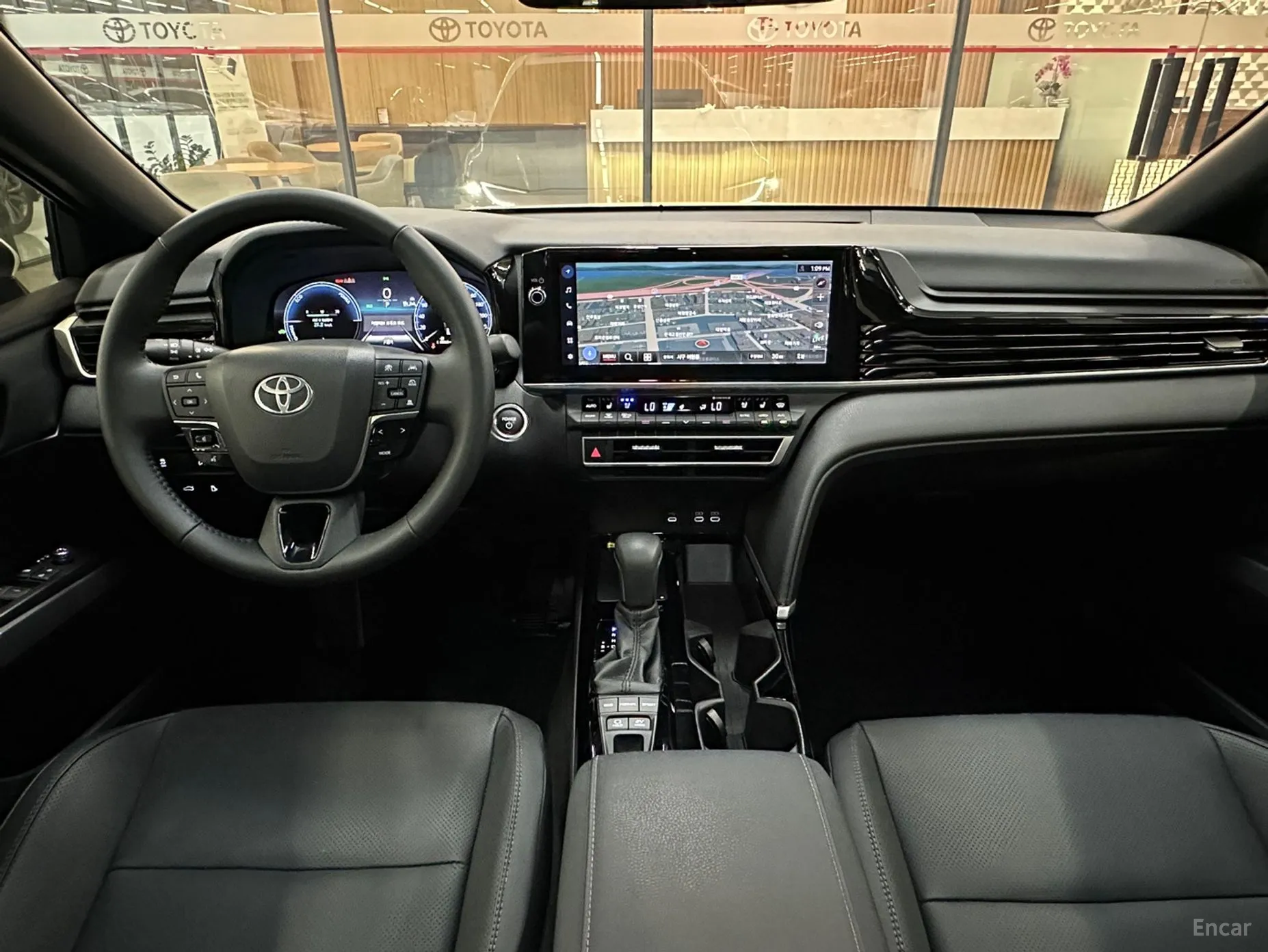 Toyota Camry (XV80) превью 11