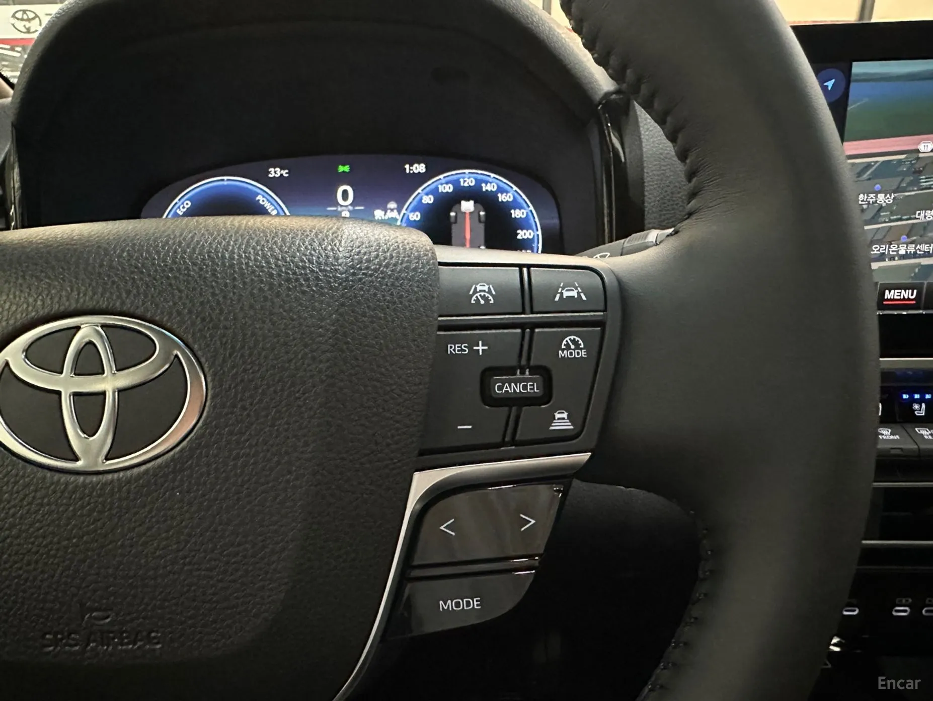 Toyota Camry (XV80) превью 12