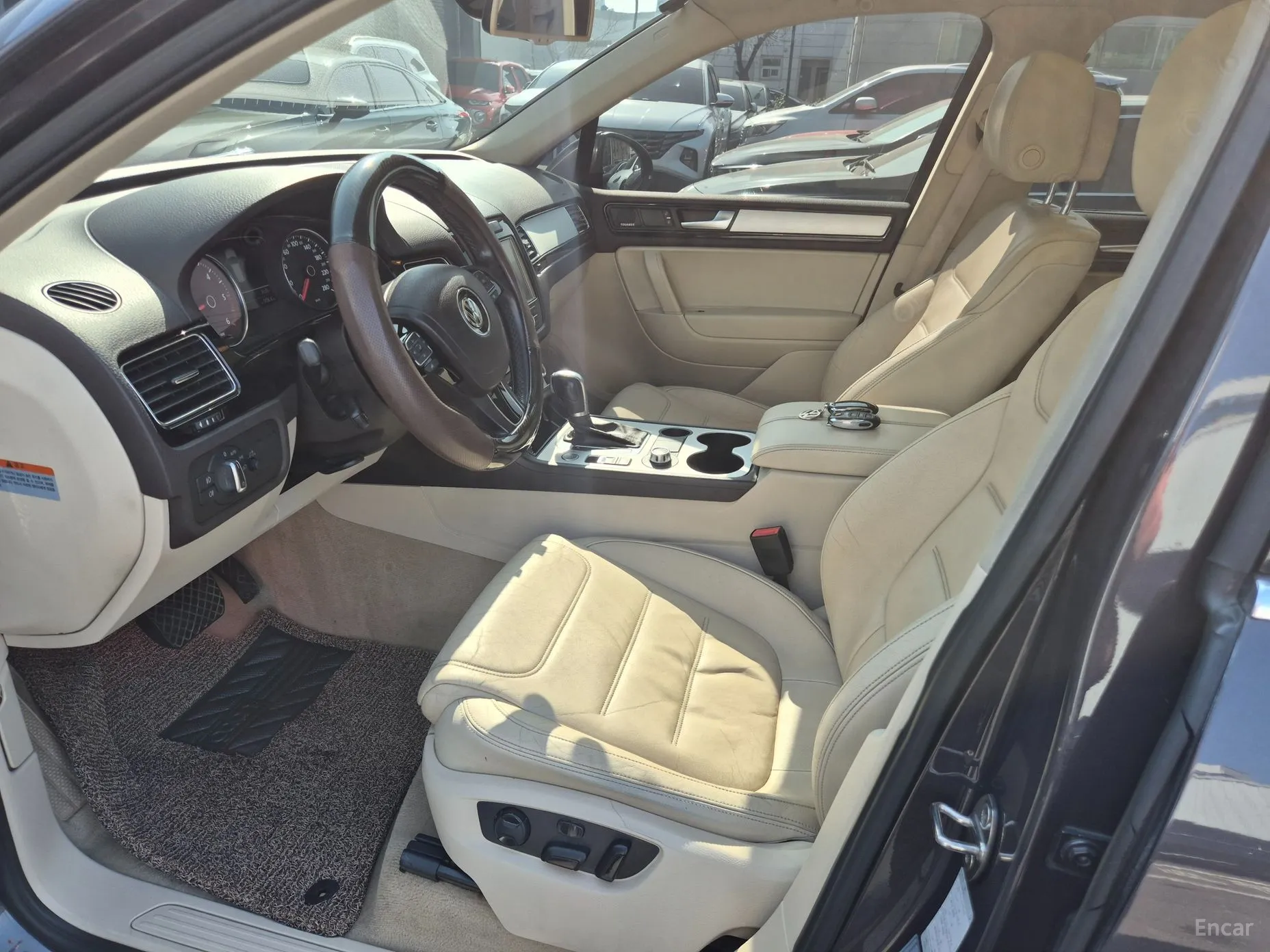 Volkswagen New Touareg превью 10