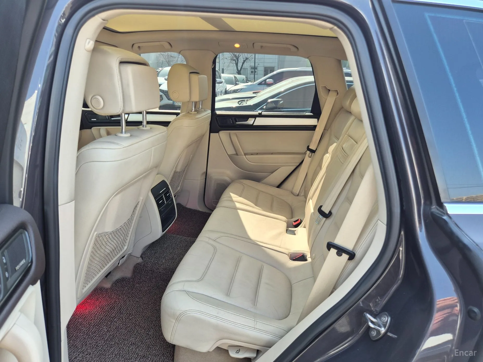 Volkswagen New Touareg превью 19