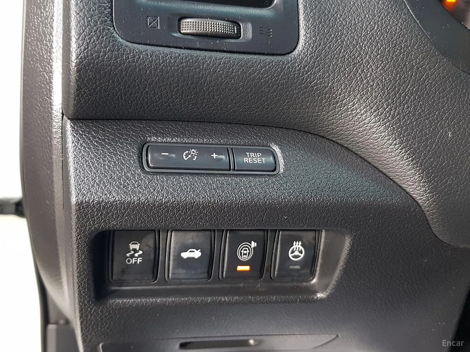 Nissan Altima превью 11