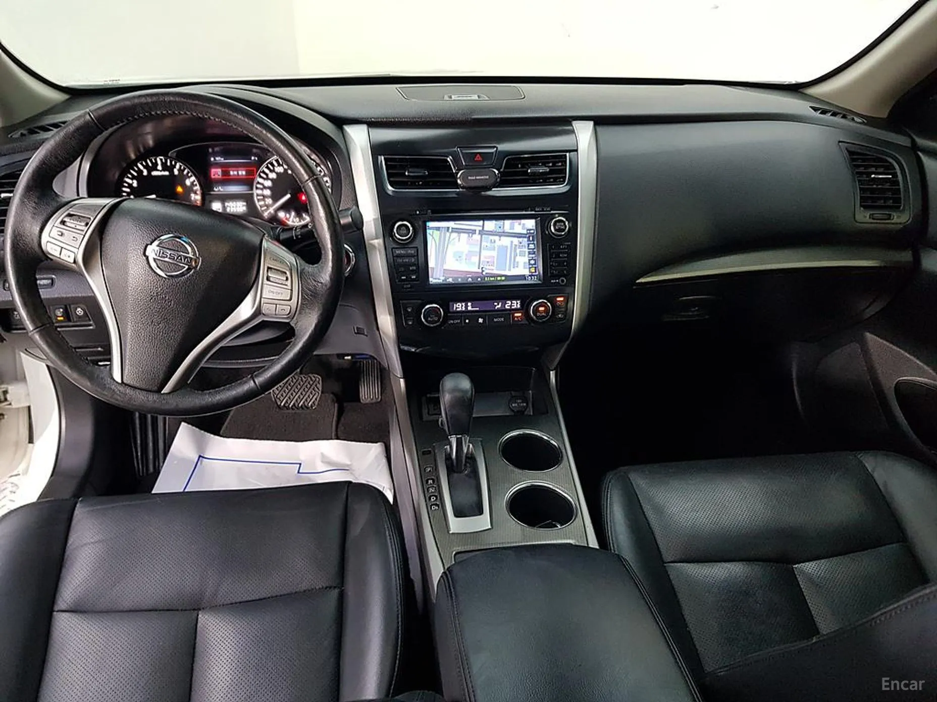 Nissan Altima превью 5