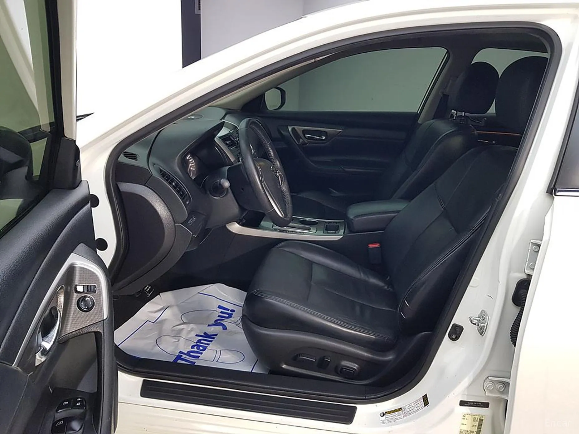 Nissan Altima превью 8