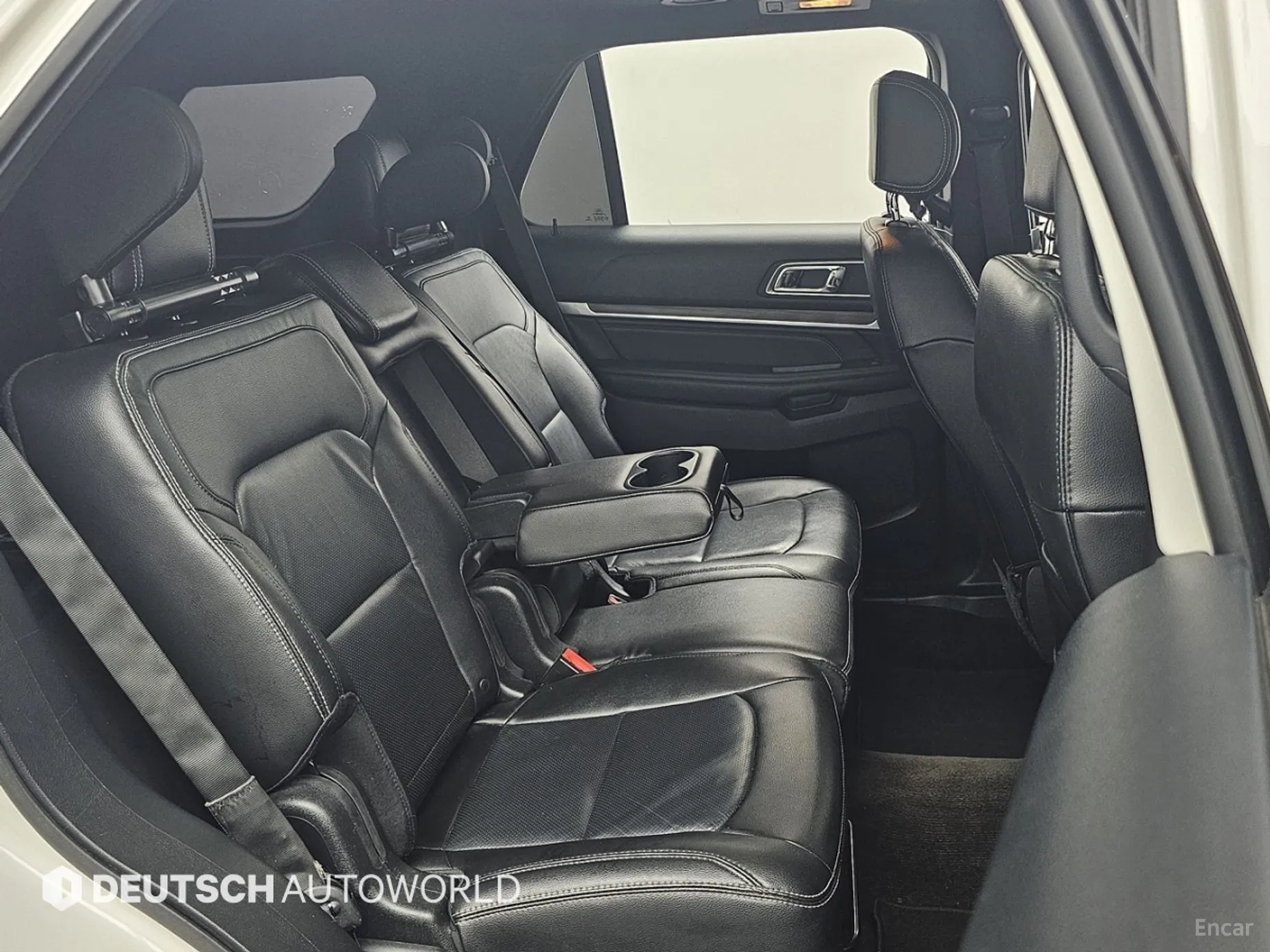 Ford Explorer превью 7