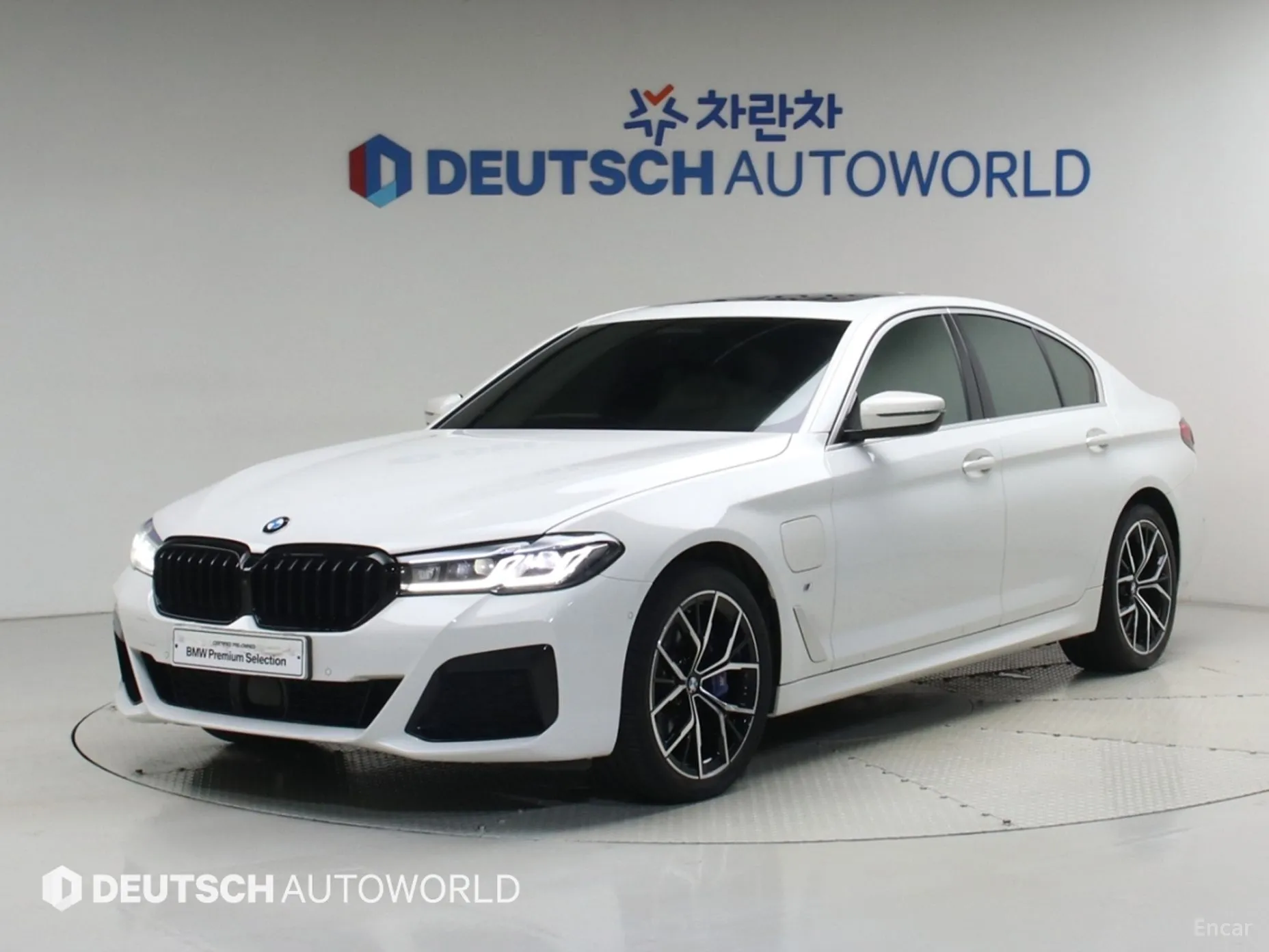 BMW 5 Series (G30)