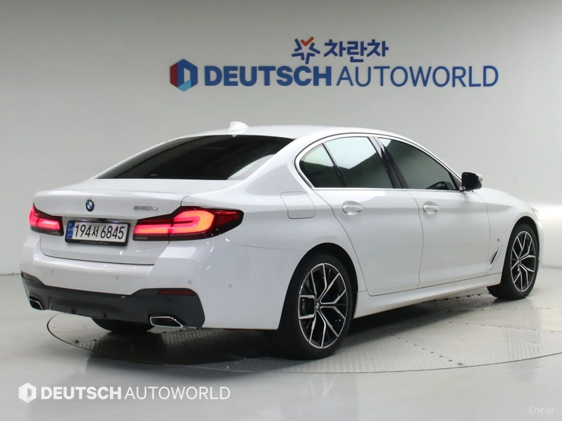 BMW 5 Series (G30)