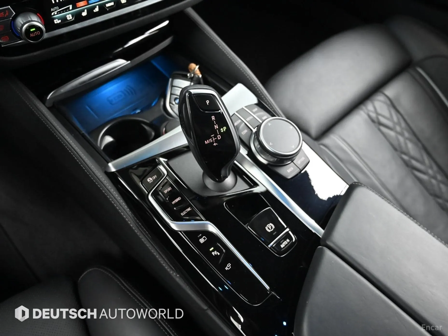 BMW 5 Series (G30) превью 9