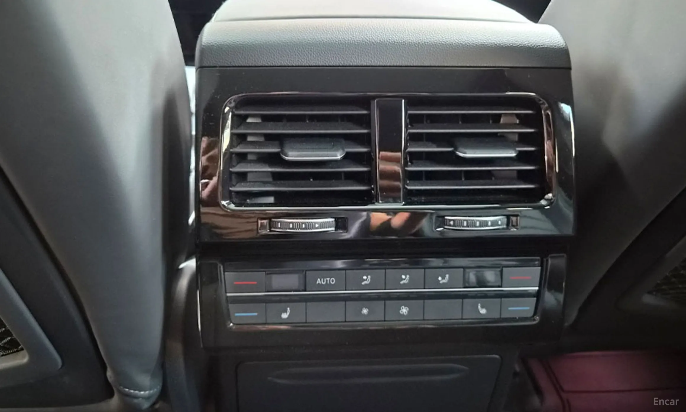 Volkswagen Touareg 3rd Generation превью 13