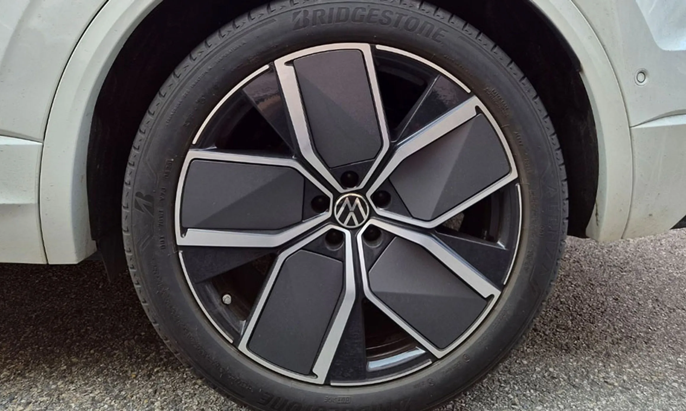 Volkswagen Touareg 3rd Generation превью 19