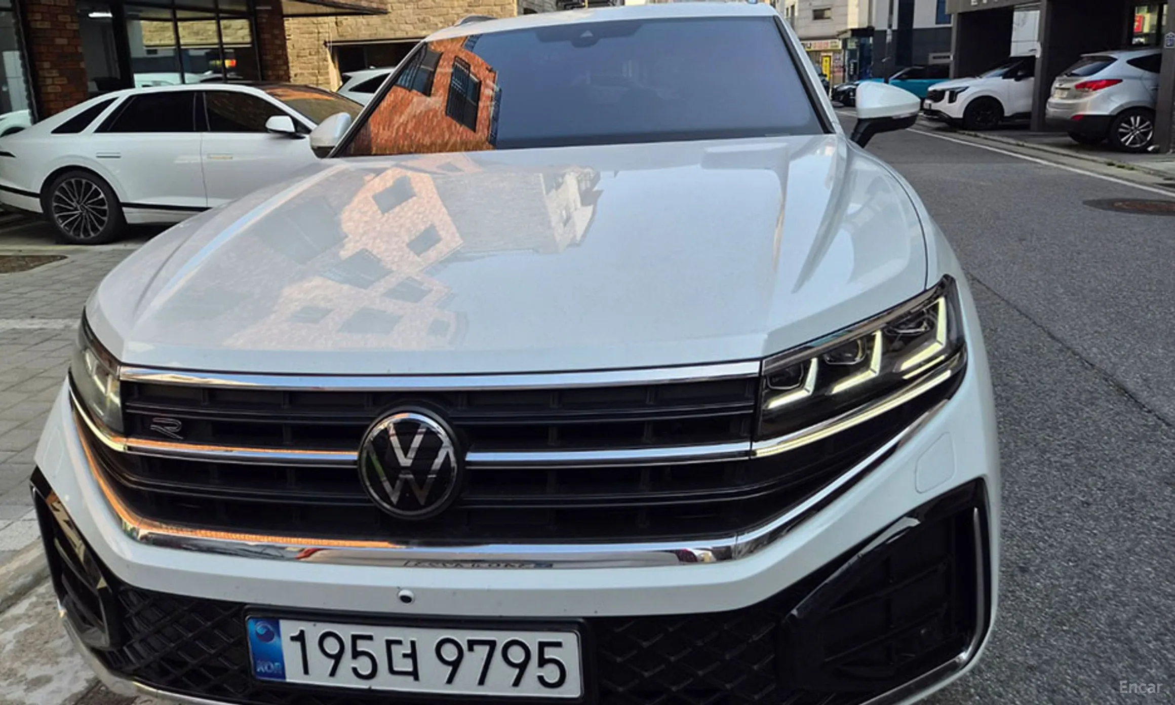 Volkswagen Touareg 3rd Generation превью 3