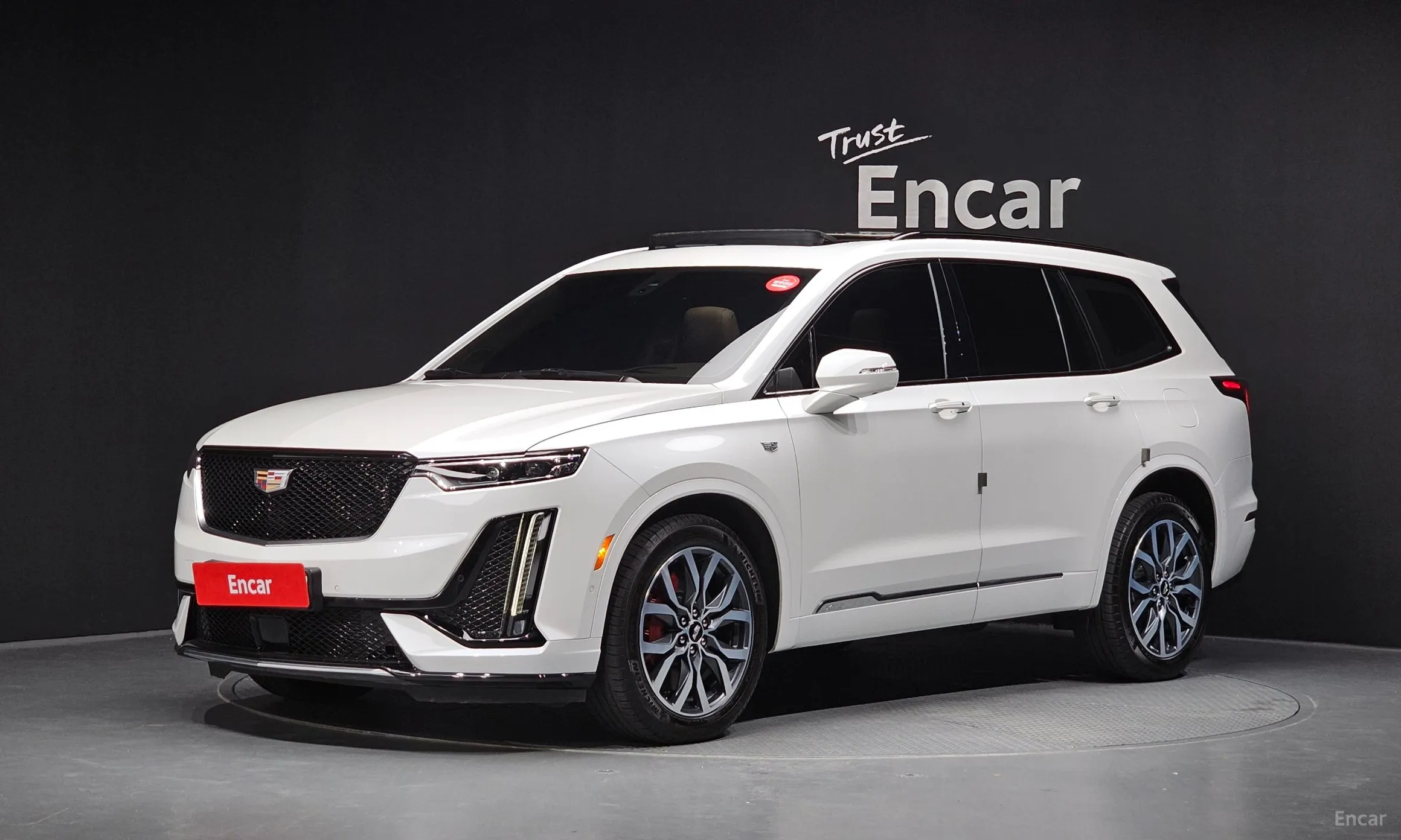 XT6