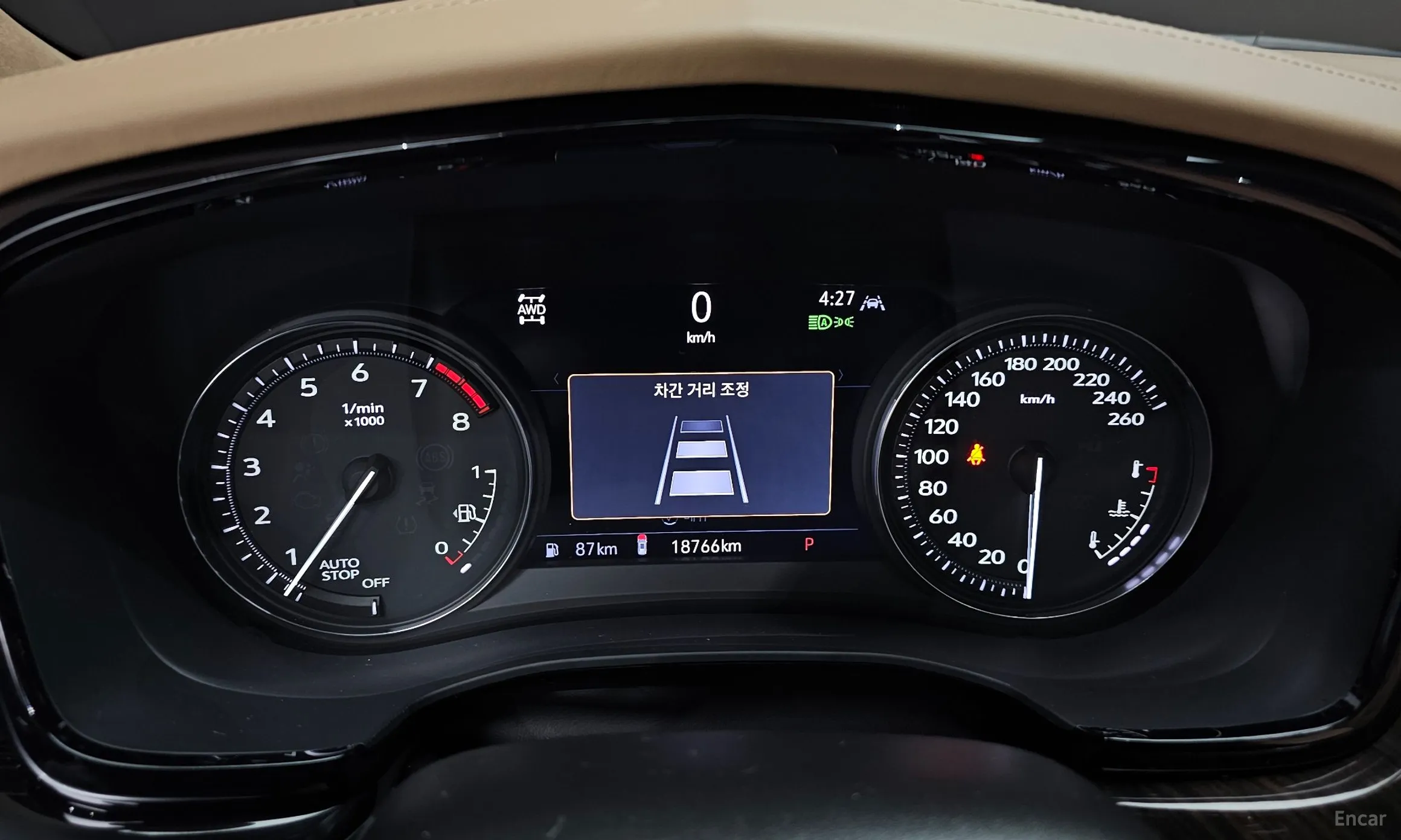 Cadillac XT6 превью 8