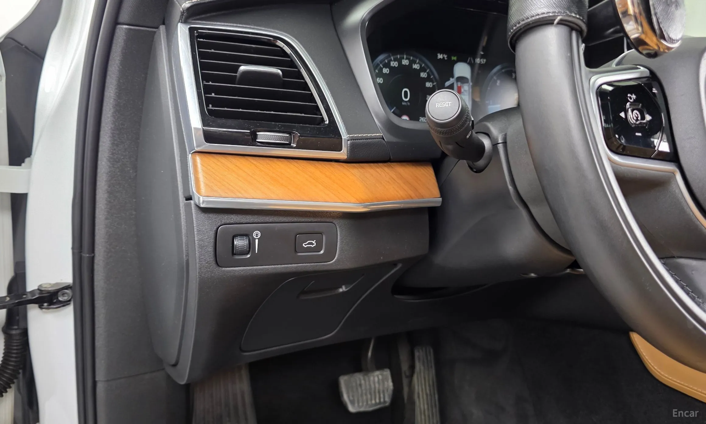 Volvo XC90 Gen 2 превью 16