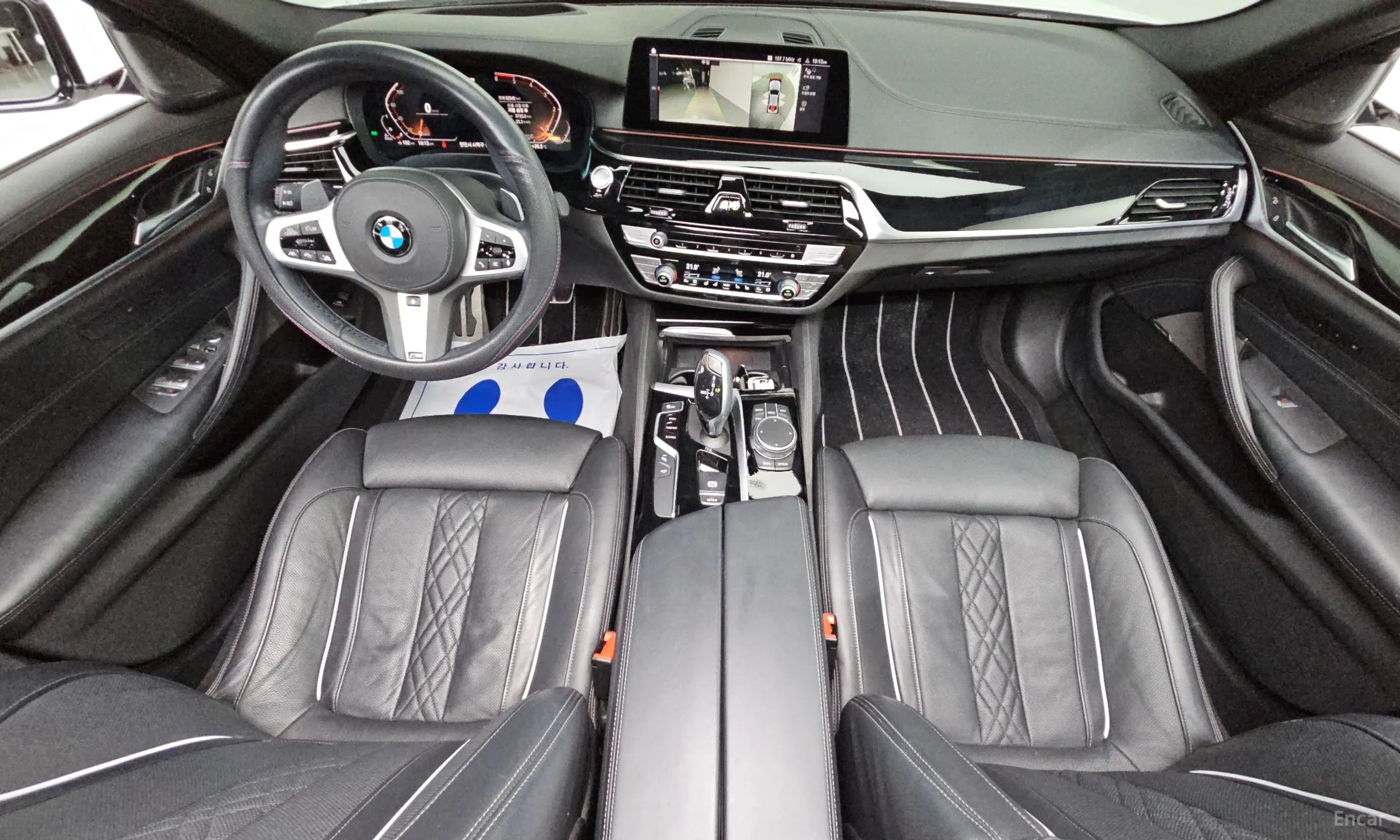 BMW 5 Series (G30) превью 7