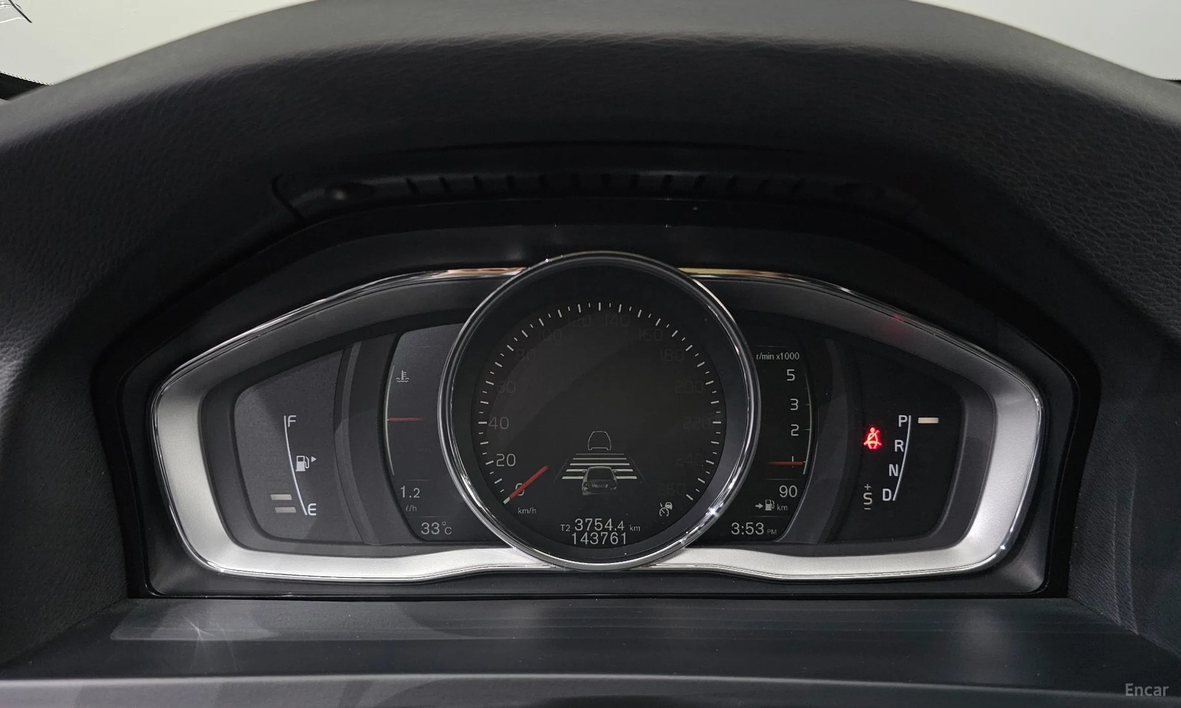 Volvo S60 превью 8