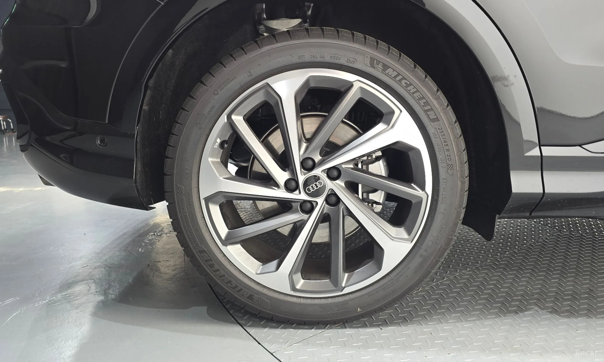 Audi Q5 (80a) превью 5