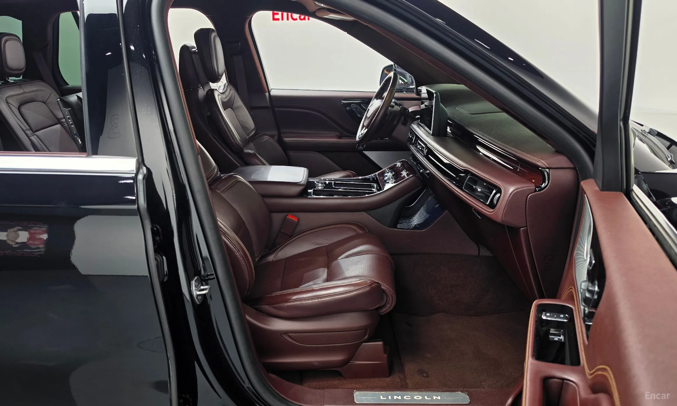 Lincoln Aviator 2nd Generation превью 11