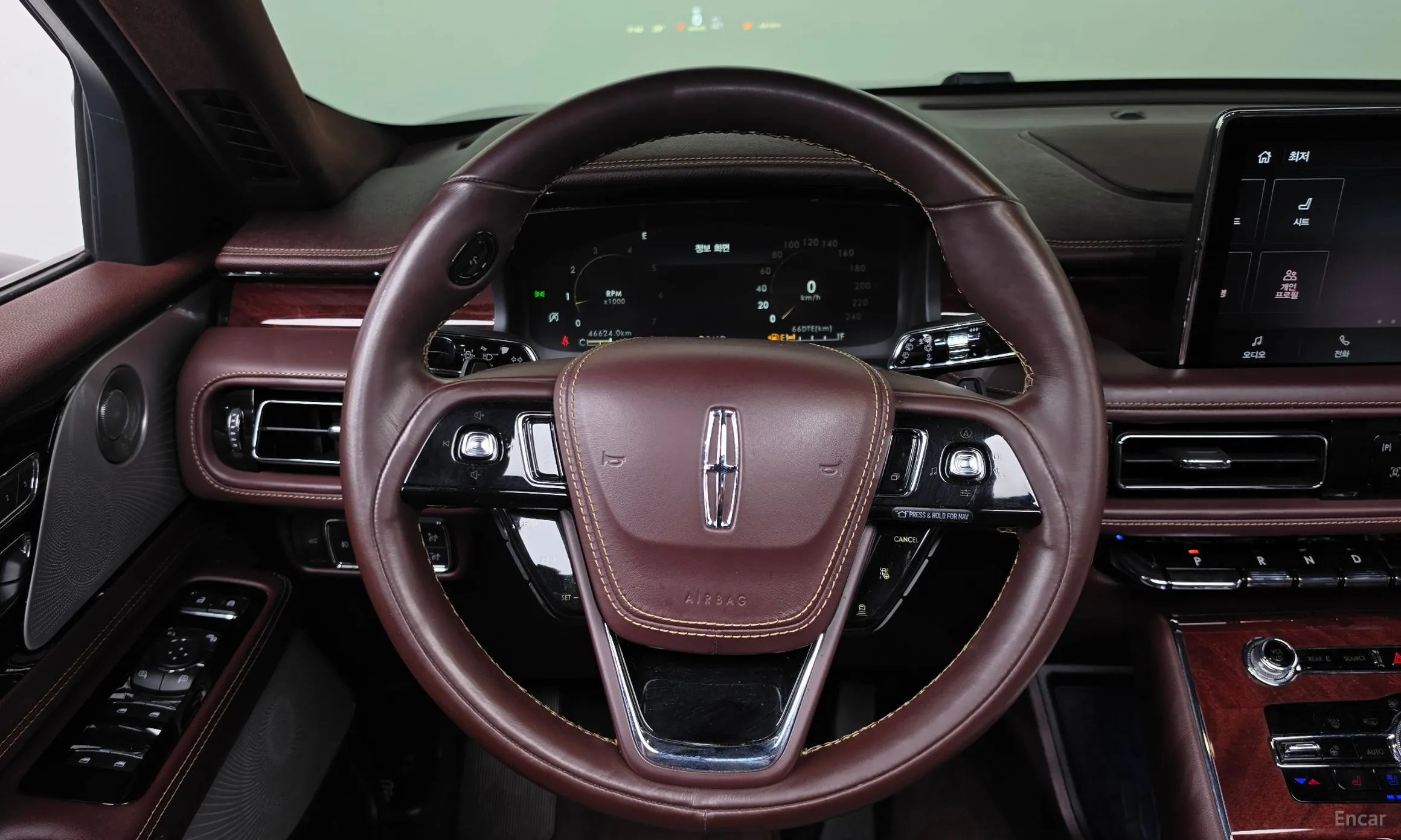 Lincoln Aviator 2nd Generation превью 13