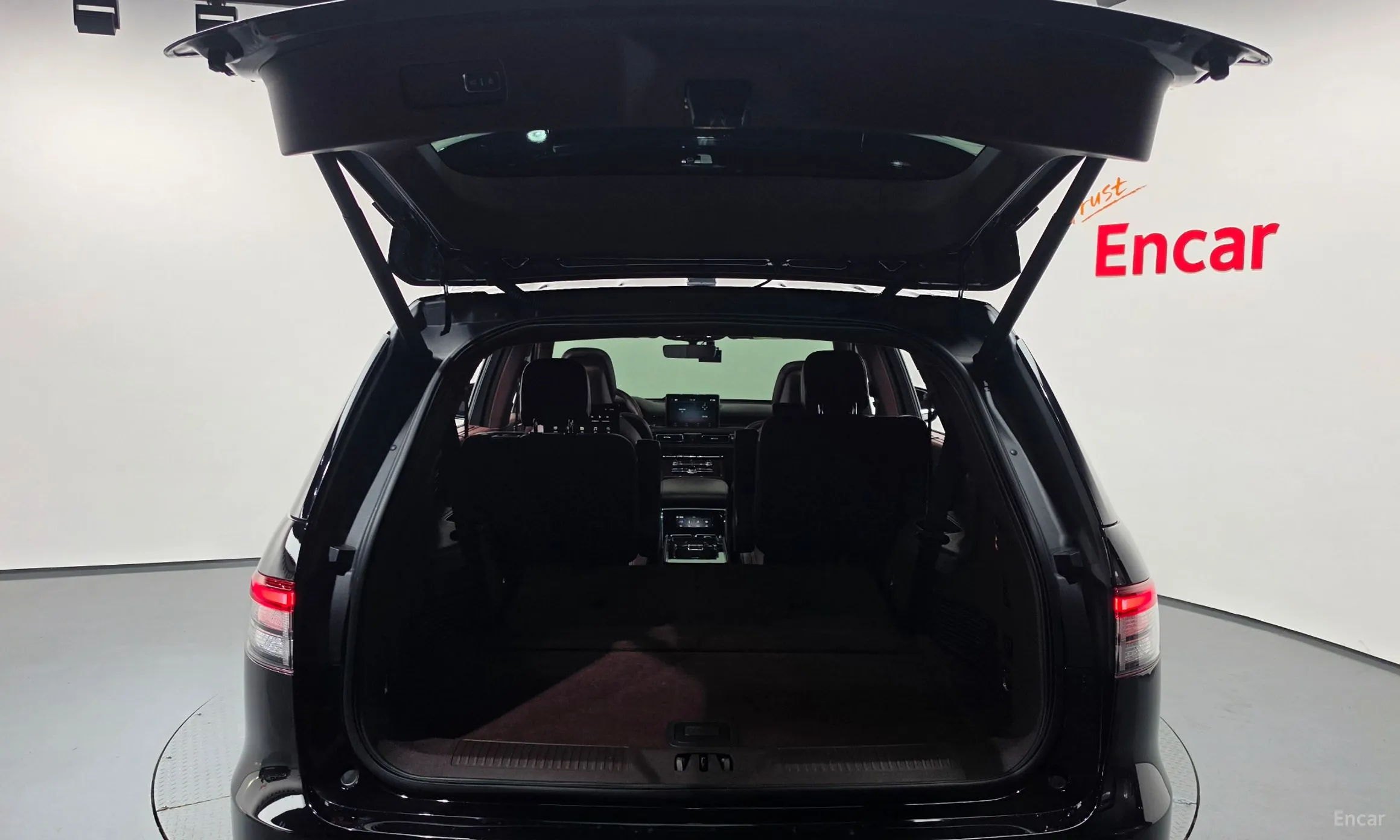 Lincoln Aviator 2nd Generation превью 18