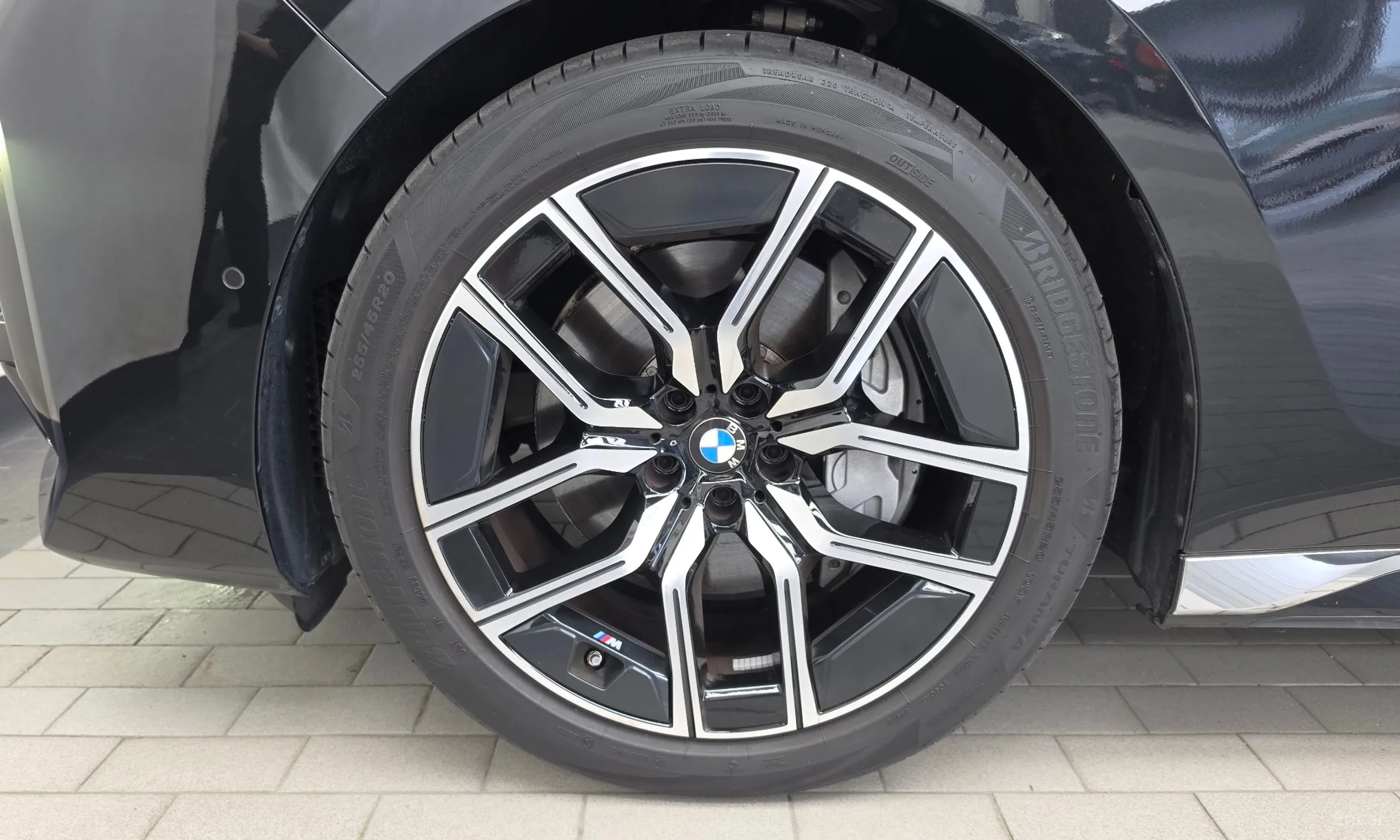 BMW 7 Series (G70) превью 5