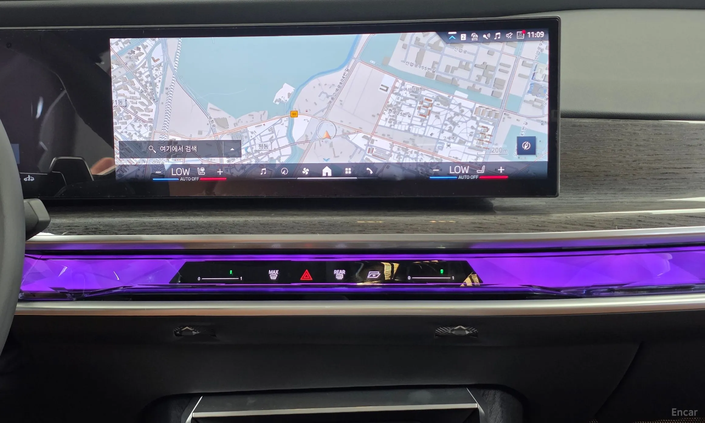 BMW 7 Series (G70) превью 14