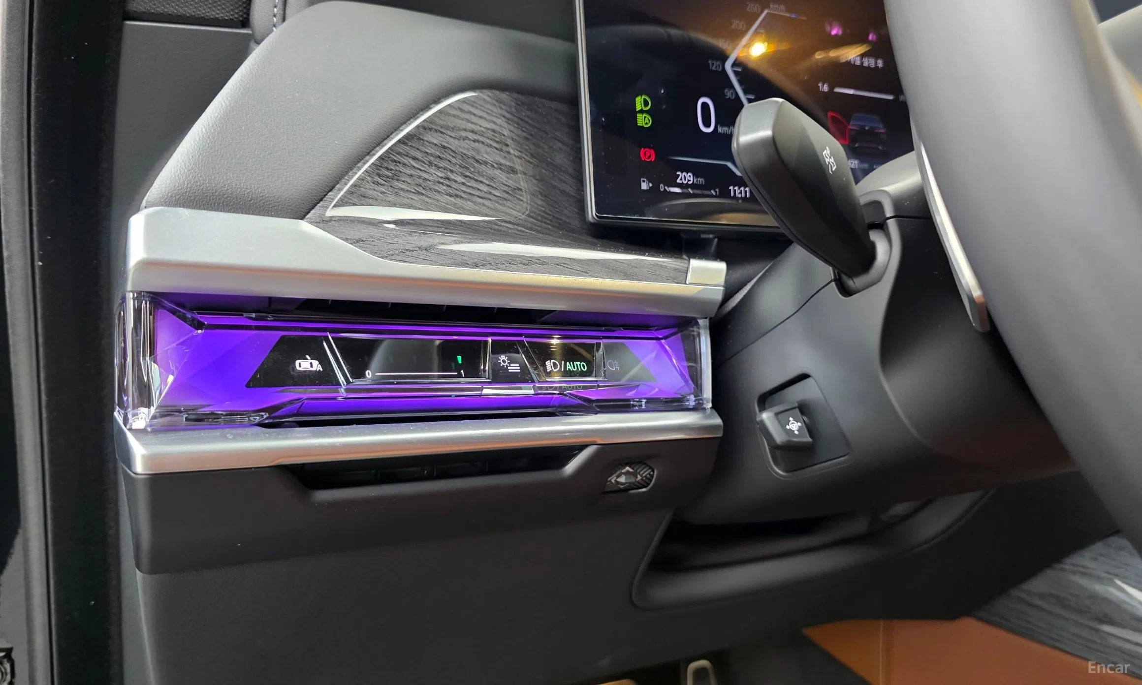 BMW 7 Series (G70) превью 16
