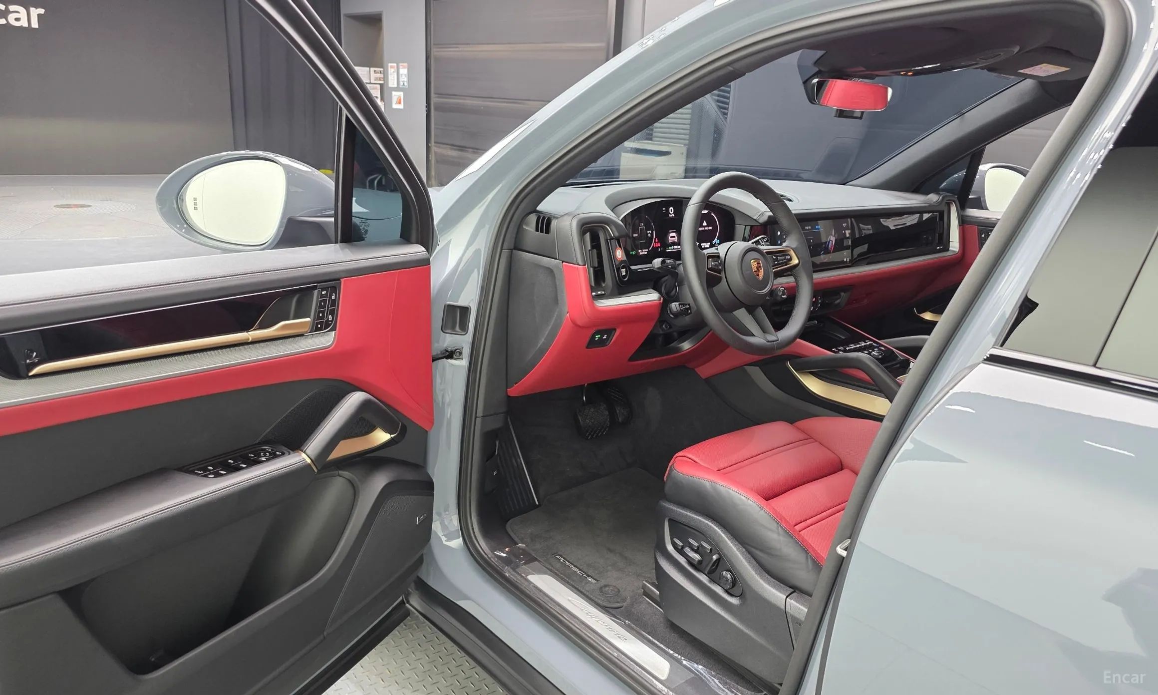 Porsche Cayenne (PO536) превью 10