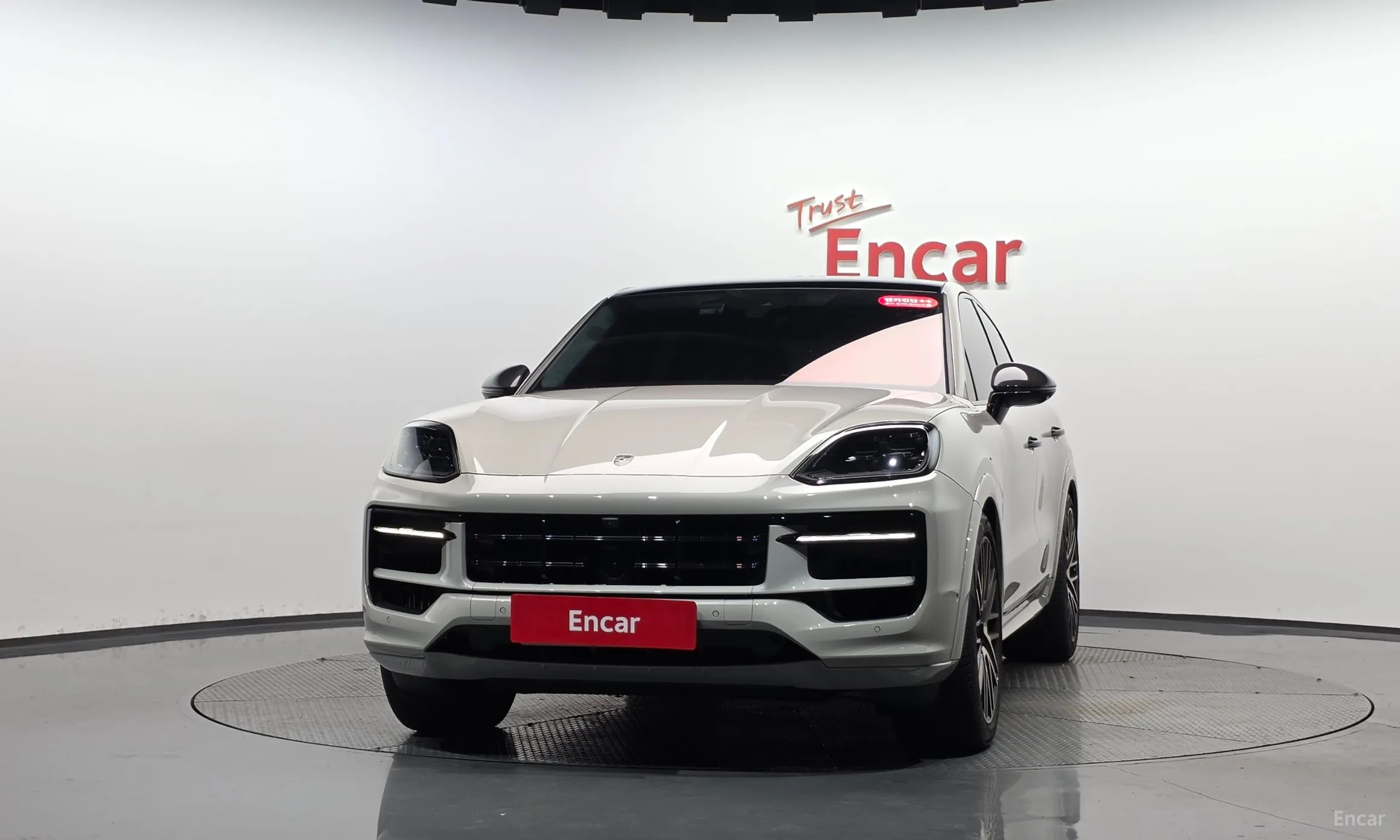 Porsche Cayenne (PO536) превью 3