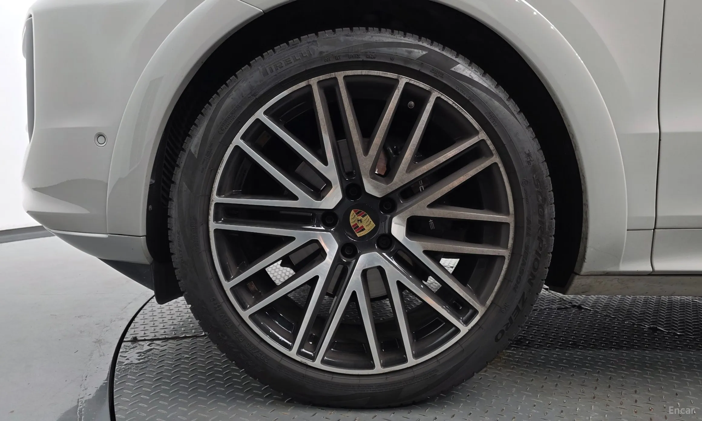 Porsche Cayenne (PO536) превью 5