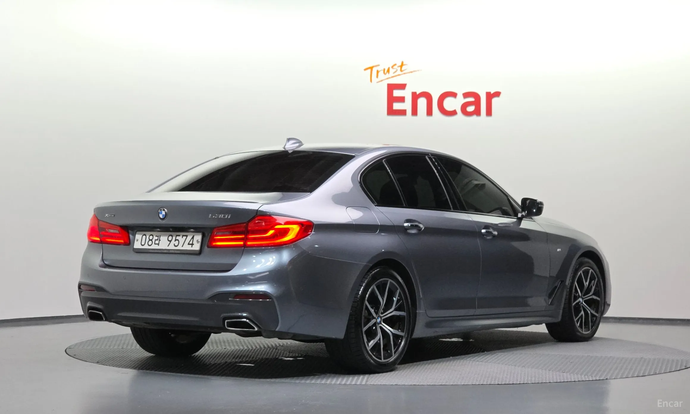 BMW 5 Series (G30)