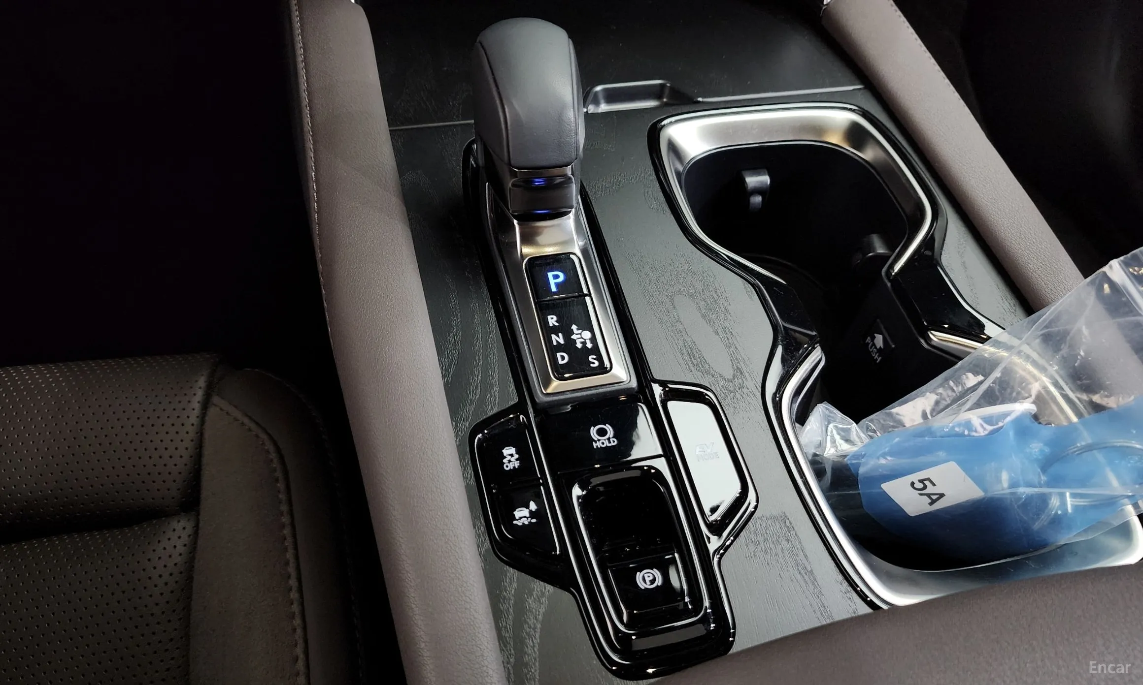 Lexus RX350h 5th Generation превью 9